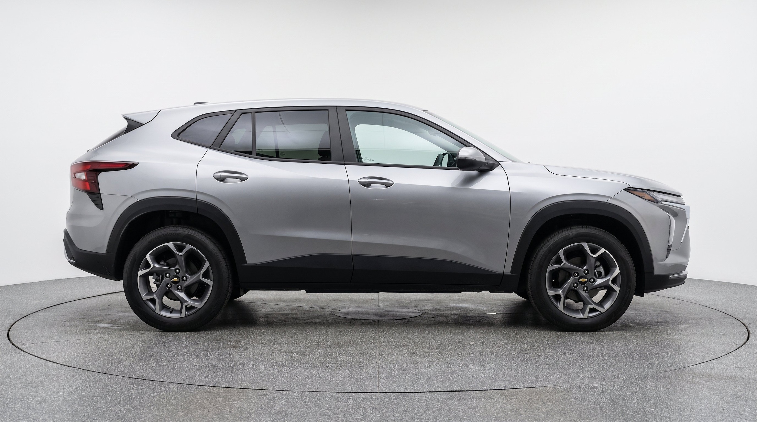 Thumbnail: 2025 Chevrolet Trax - 10