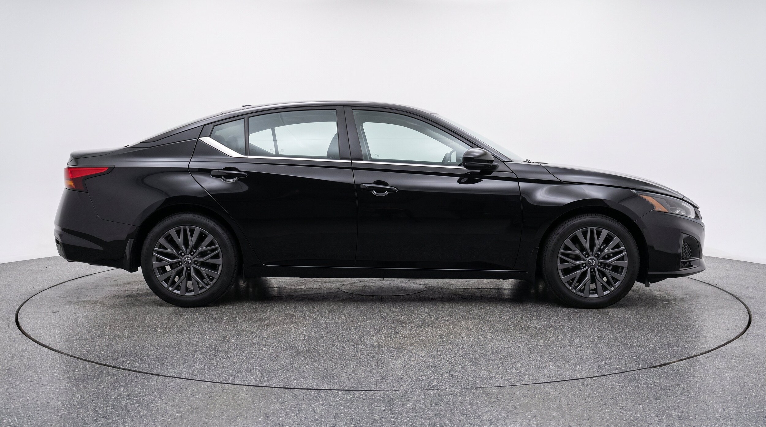 Thumbnail: 2025 Nissan Altima - 10