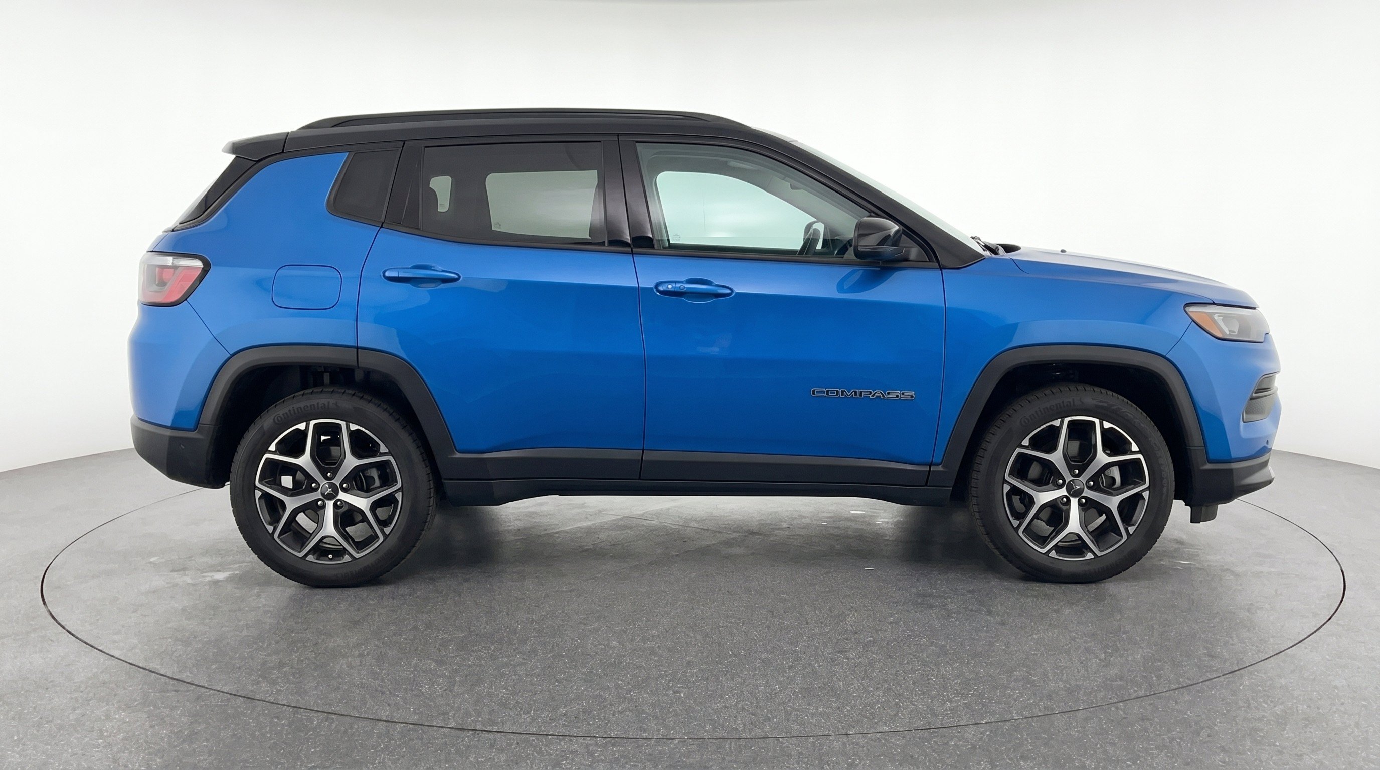 Thumbnail: 2025 Jeep Compass - 10