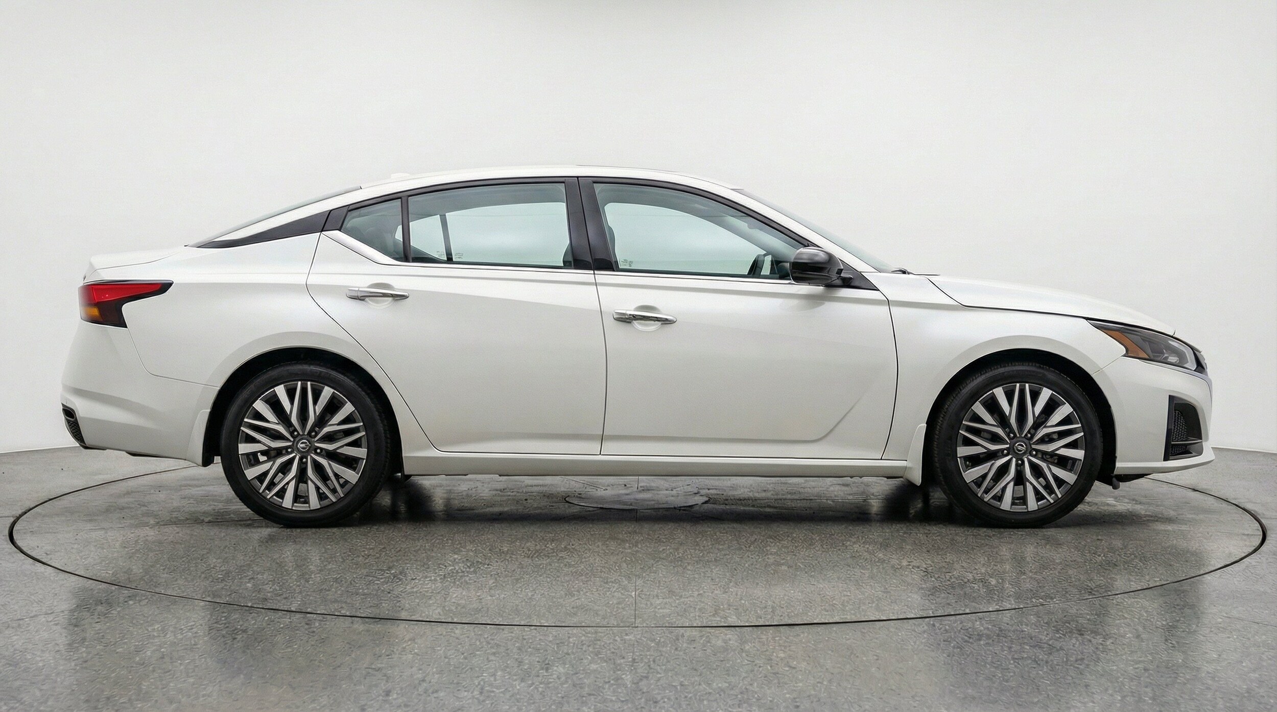 Thumbnail: 2025 Nissan Altima - 11