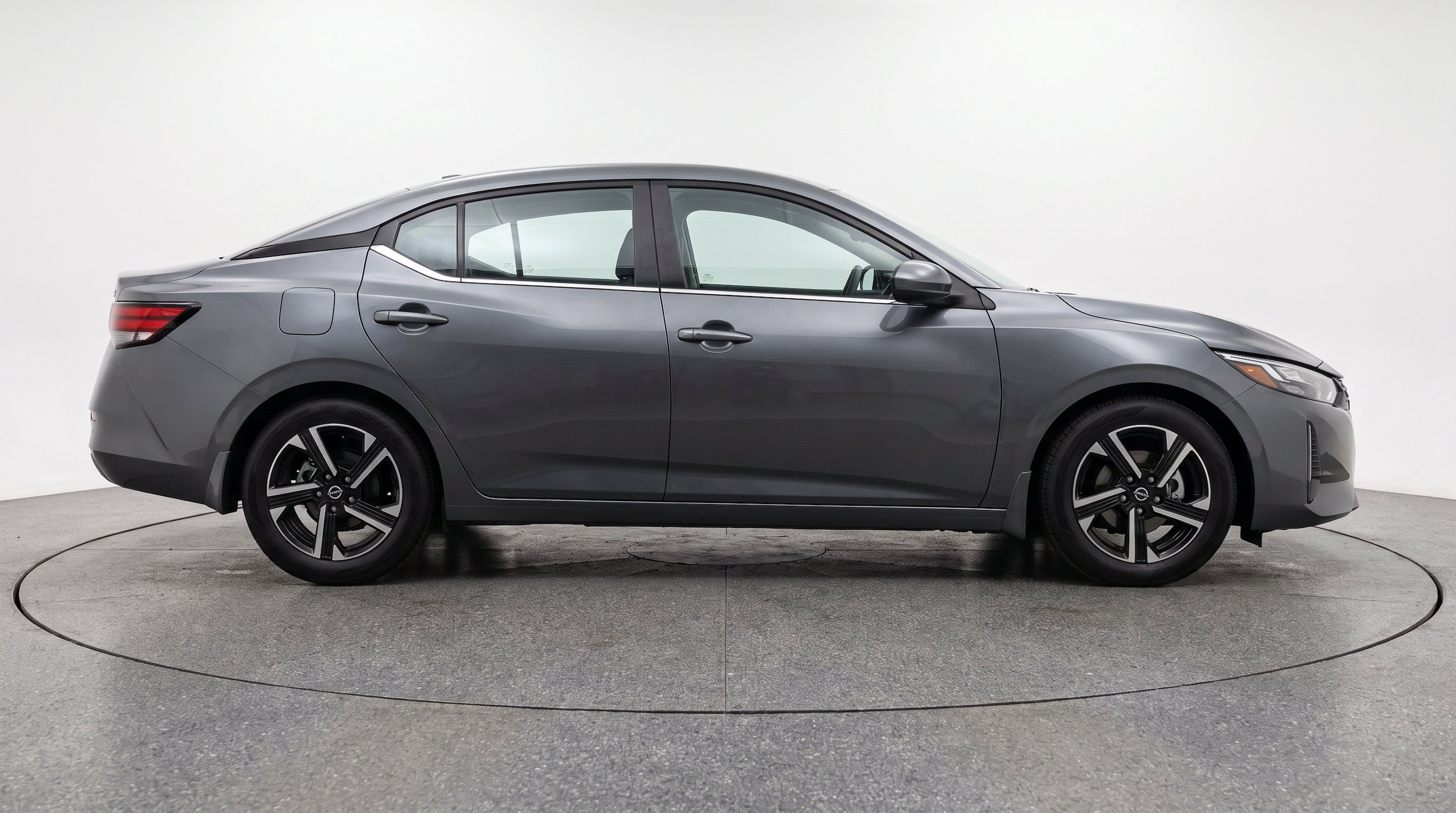 Thumbnail: 2025 Nissan Sentra - 10