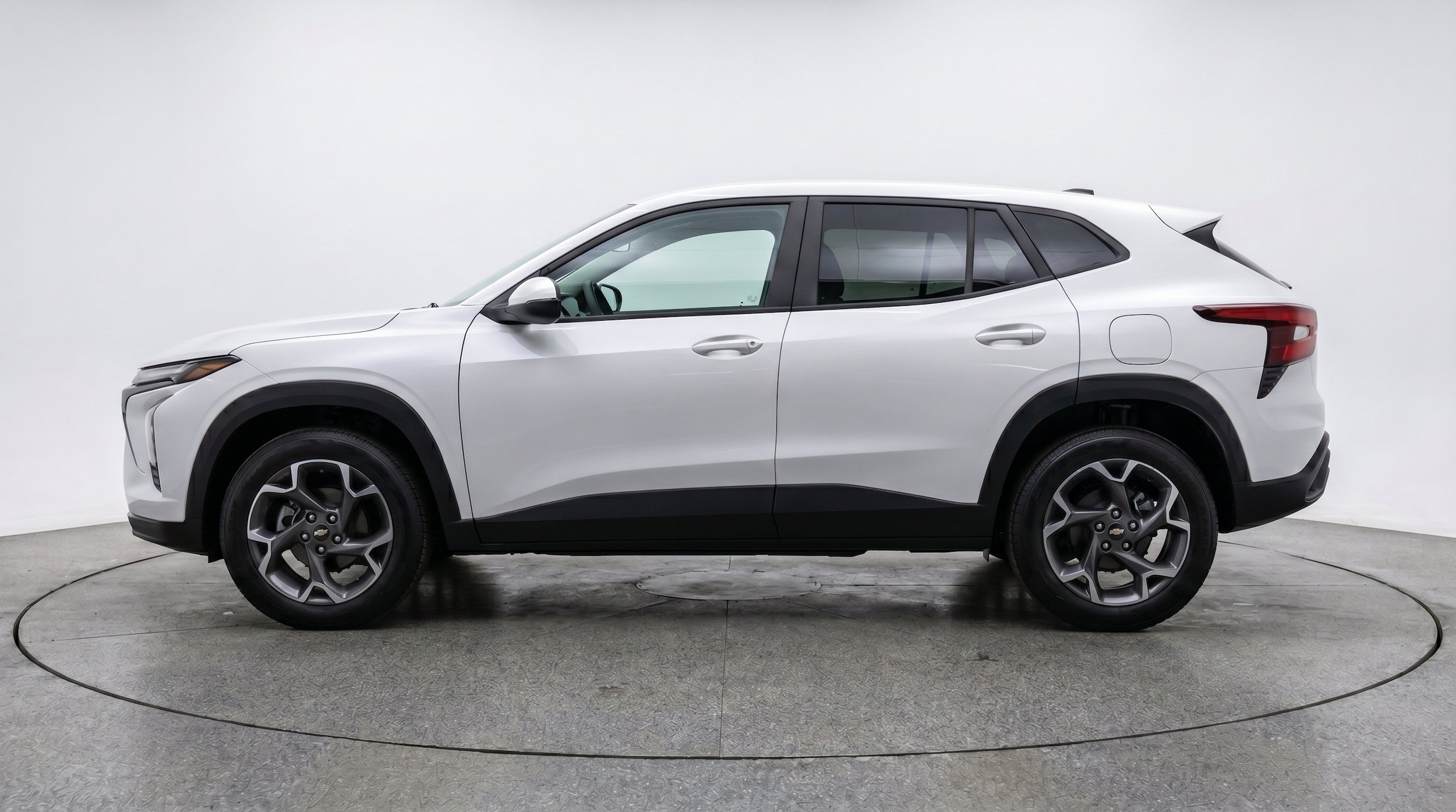 Thumbnail: 2025 Chevrolet Trax - 5
