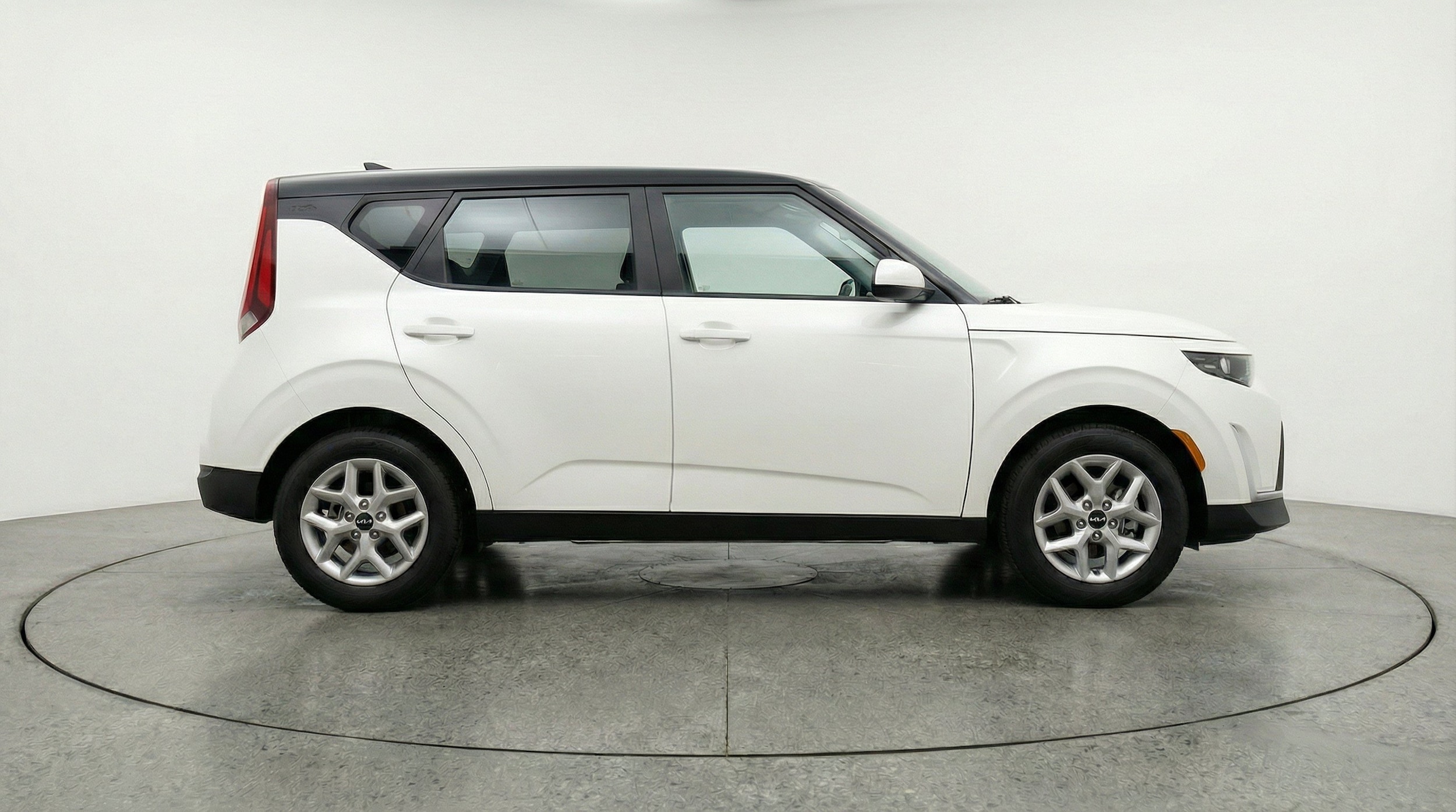 Thumbnail: 2025 Kia Soul - 10