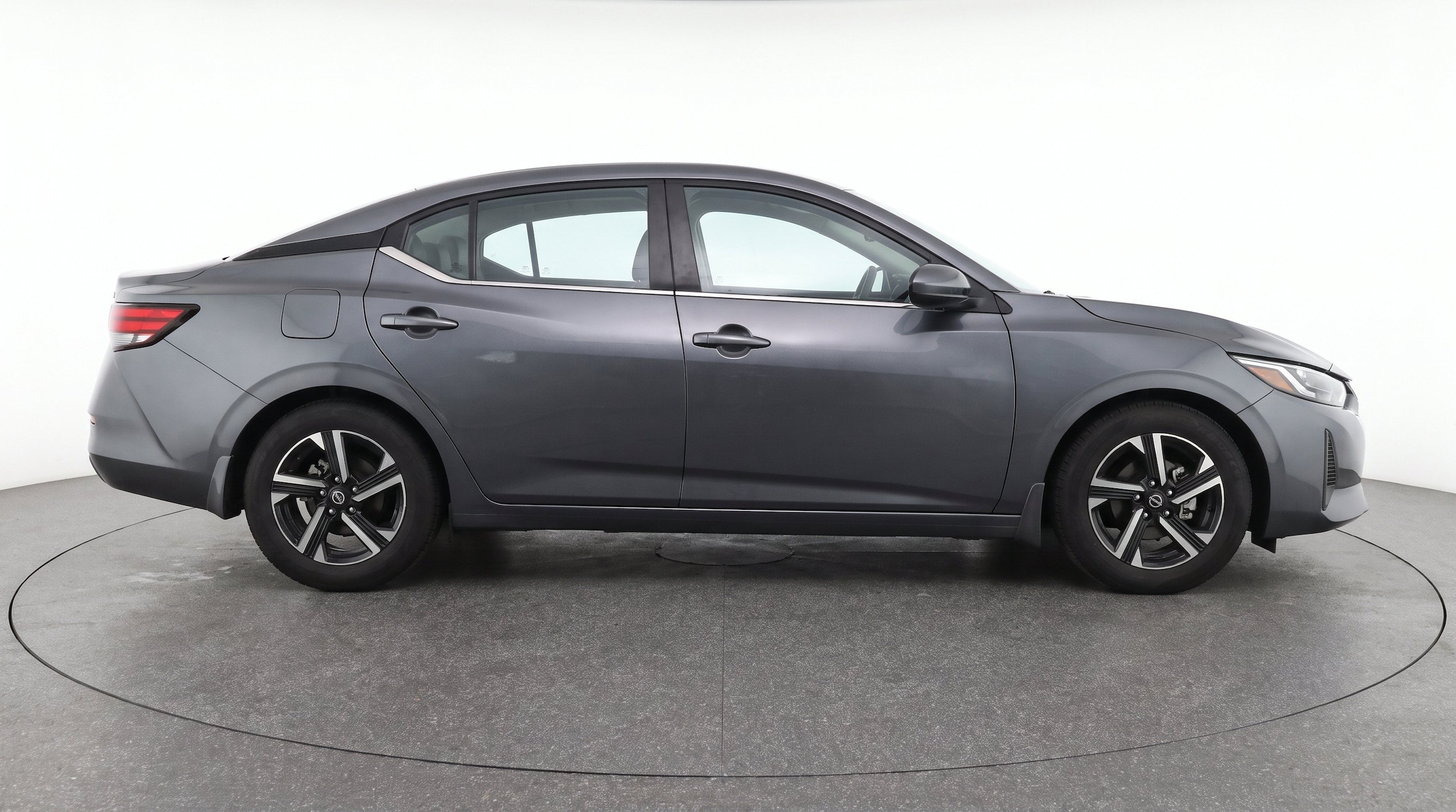 Thumbnail: 2025 Nissan Sentra - 10