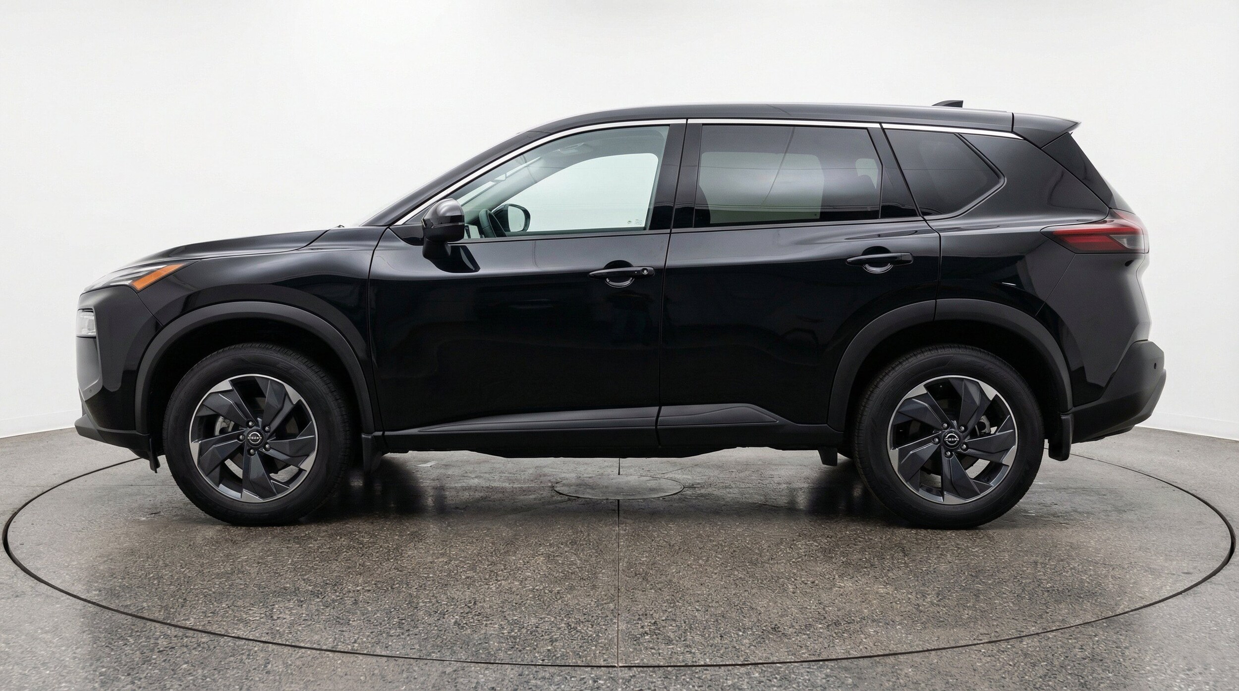 Thumbnail: 2025 Nissan Rogue - 5