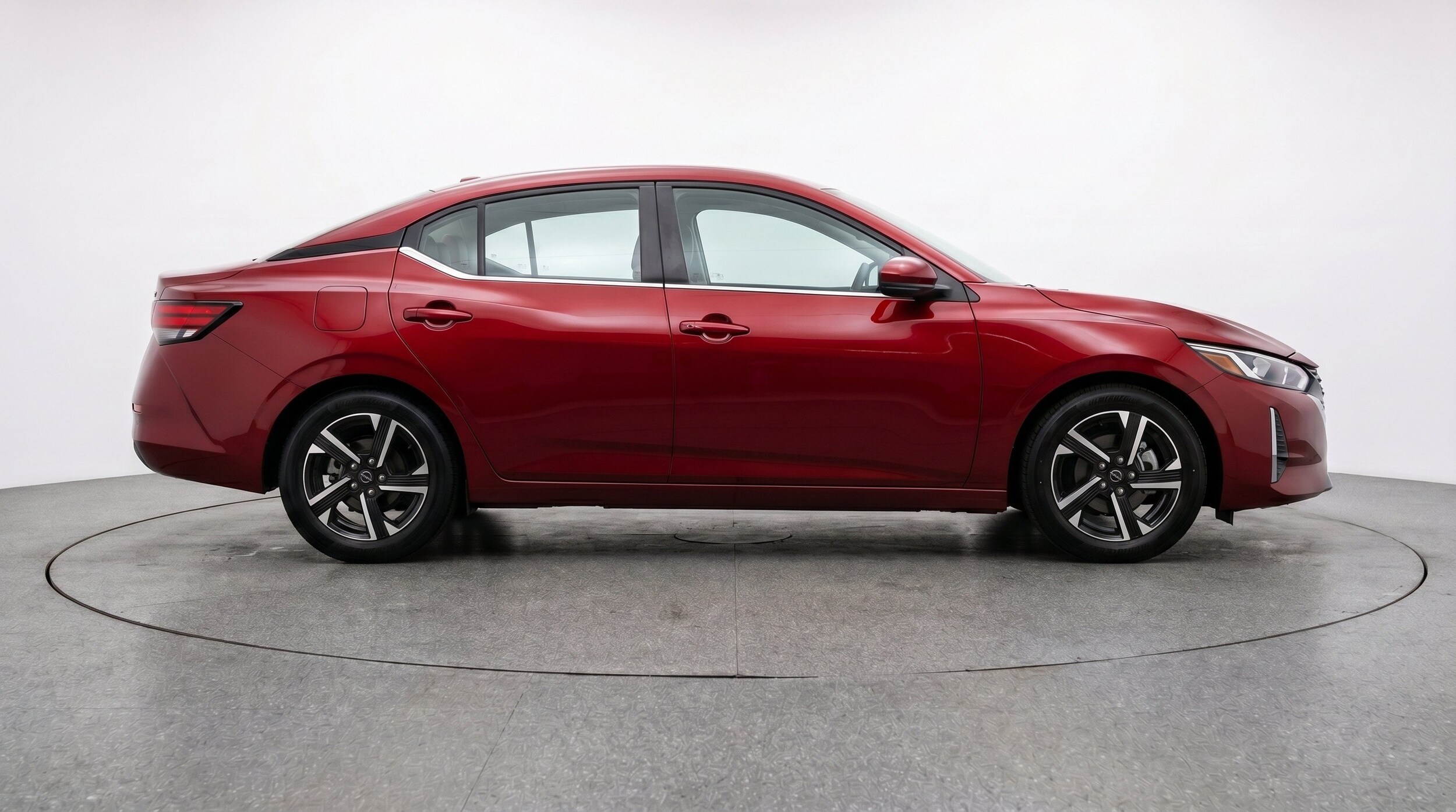 Thumbnail: 2025 Nissan Sentra - 11