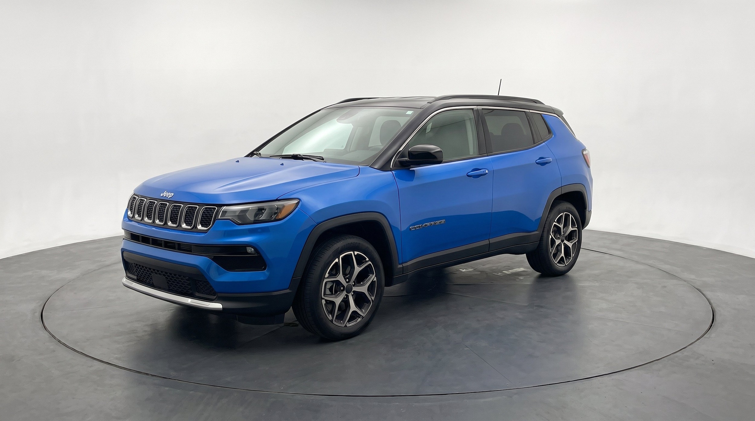 Thumbnail: 2025 Jeep Compass - 3