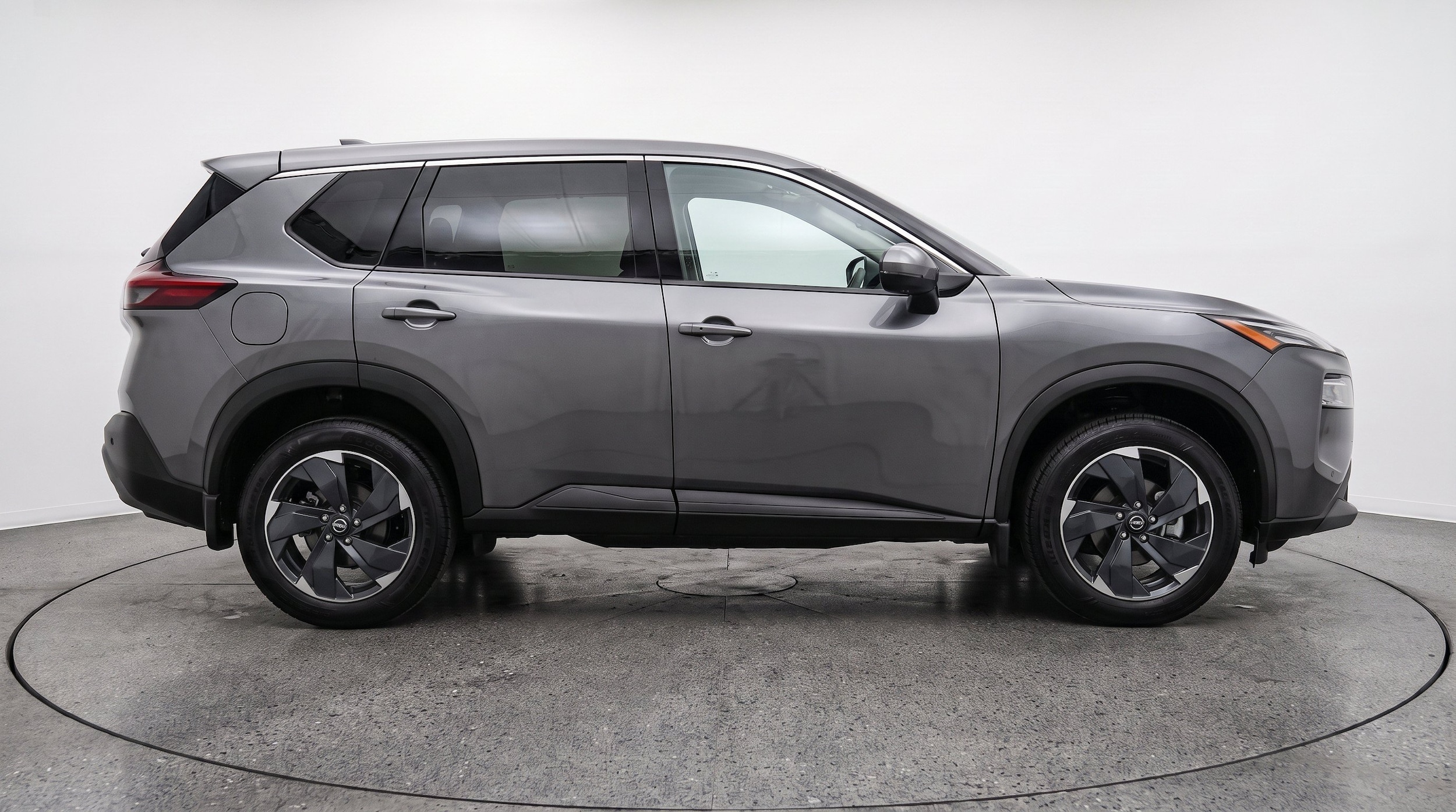 Thumbnail: 2025 Nissan Rogue - 10