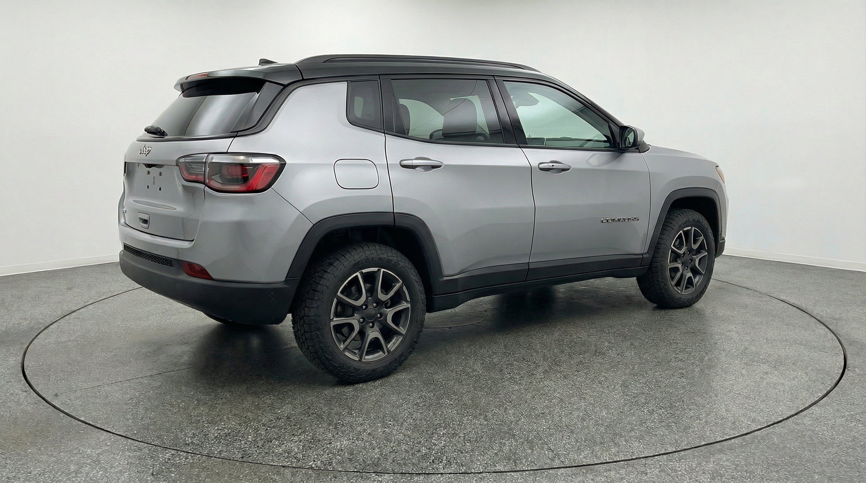 Thumbnail: 2025 Jeep Compass - 9