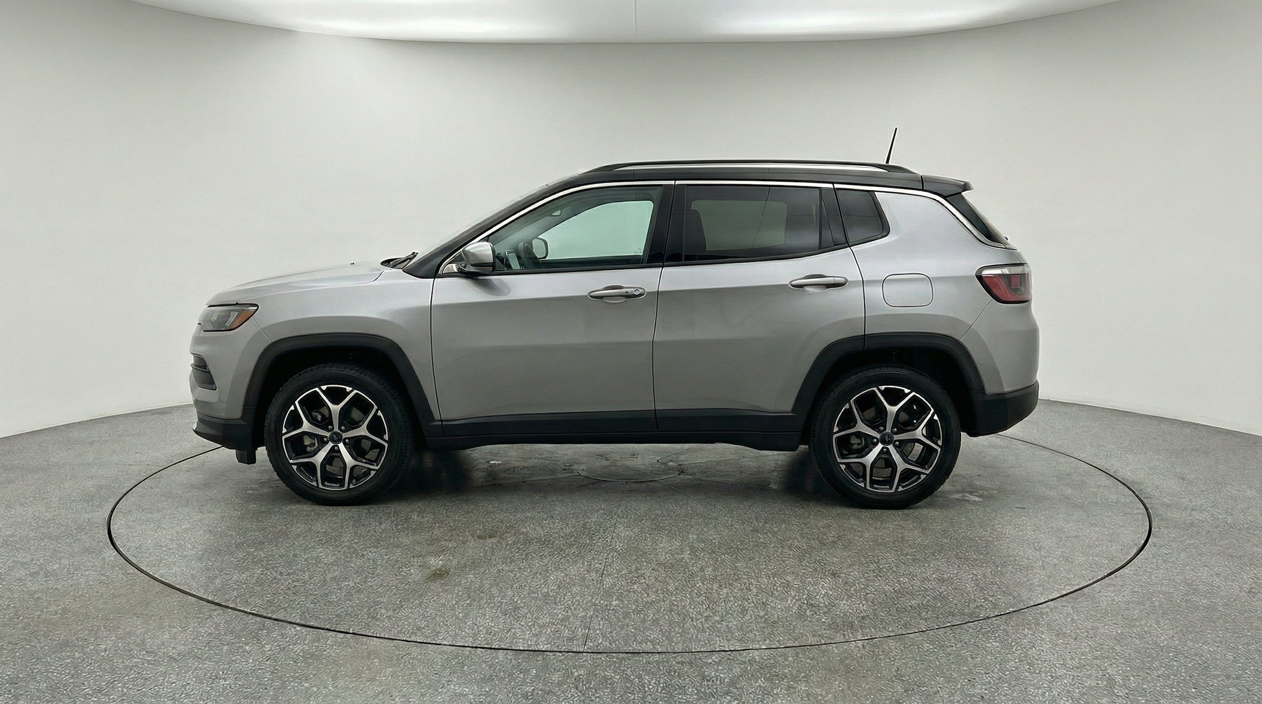 Thumbnail: 2025 Jeep Compass - 5