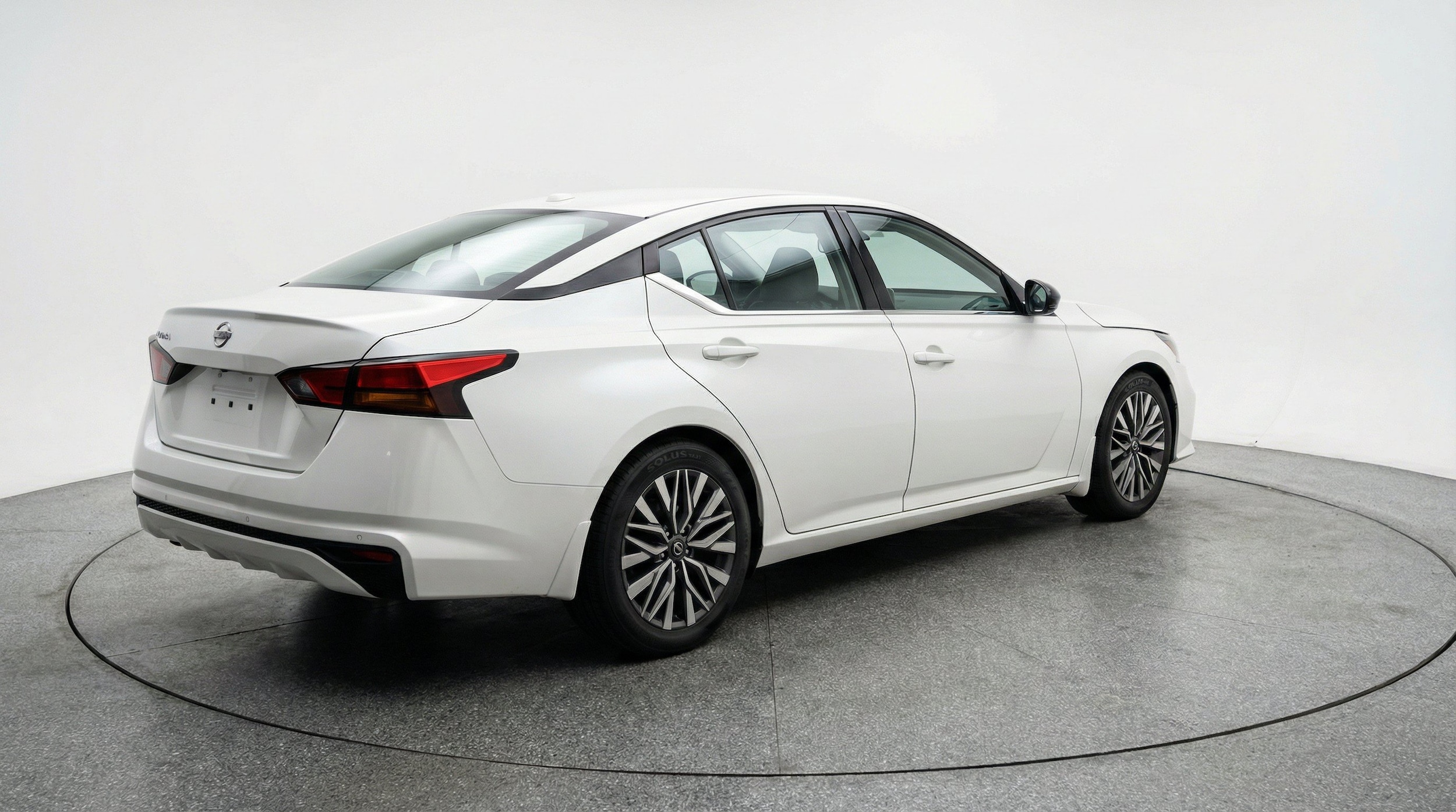 Thumbnail: 2025 Nissan Altima - 9