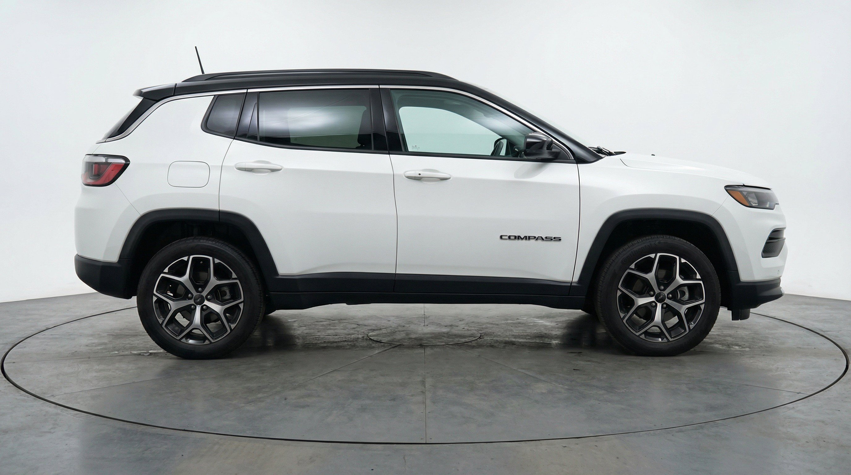 Thumbnail: 2025 Jeep Compass - 10
