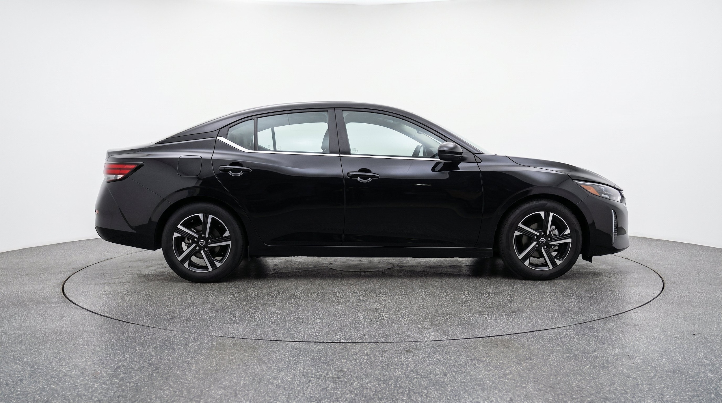 Thumbnail: 2025 Nissan Sentra - 10