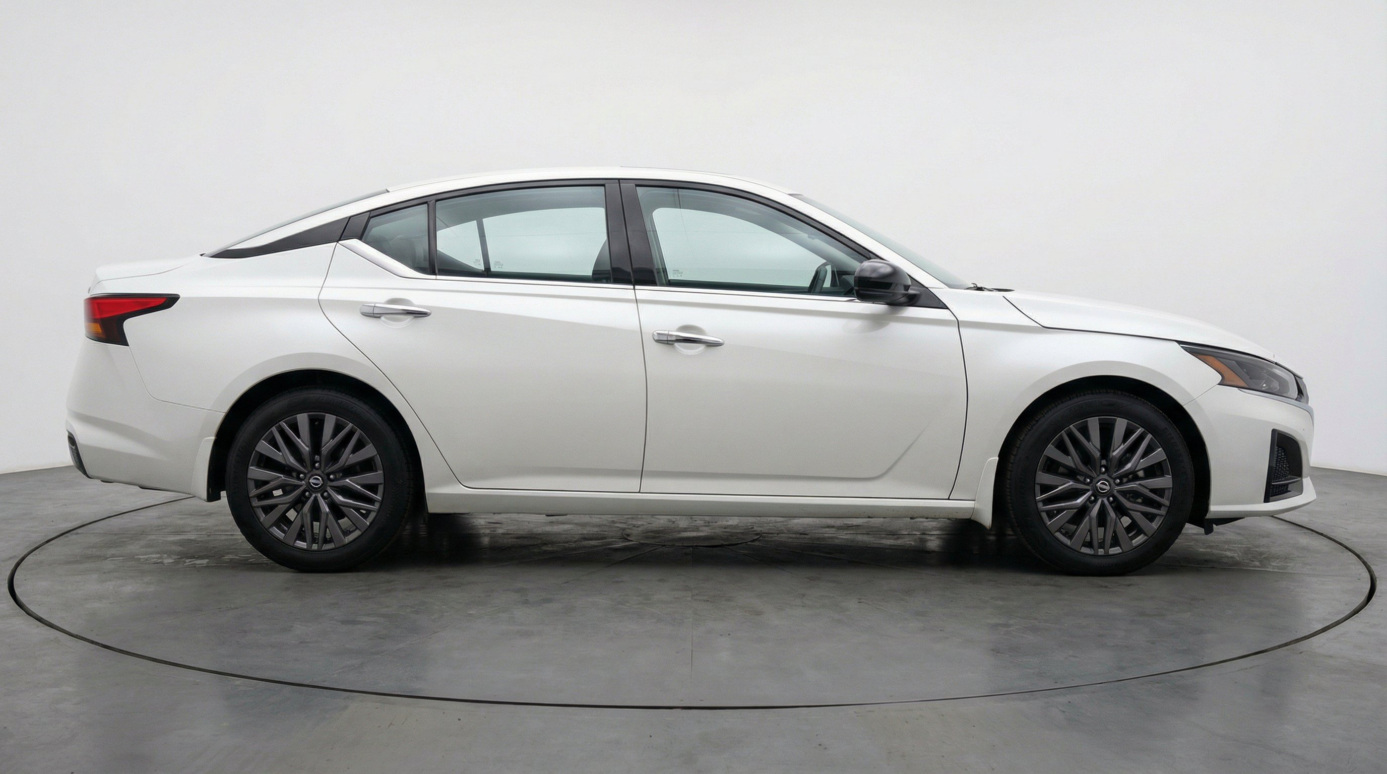 Thumbnail: 2025 Nissan Altima - 11