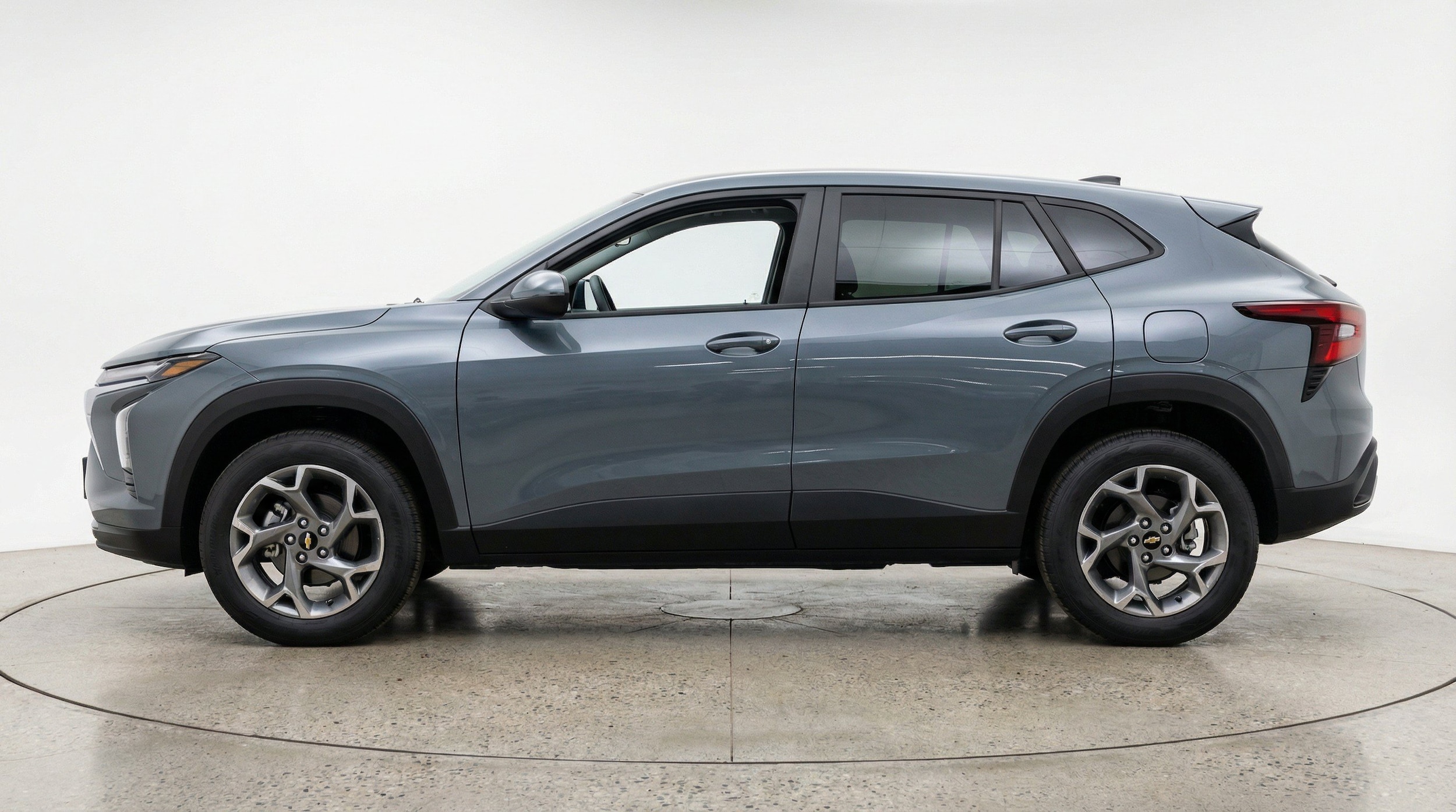 Thumbnail: 2025 Chevrolet Trax - 5