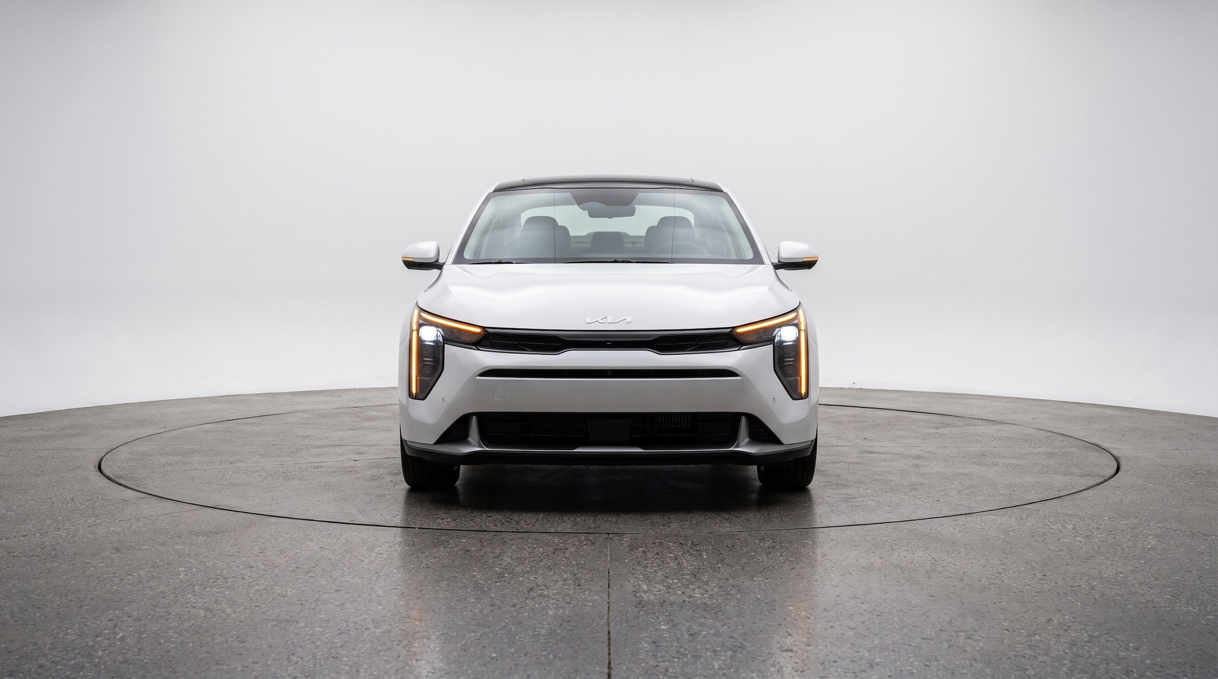 Thumbnail: 2025 Kia K4 - 2