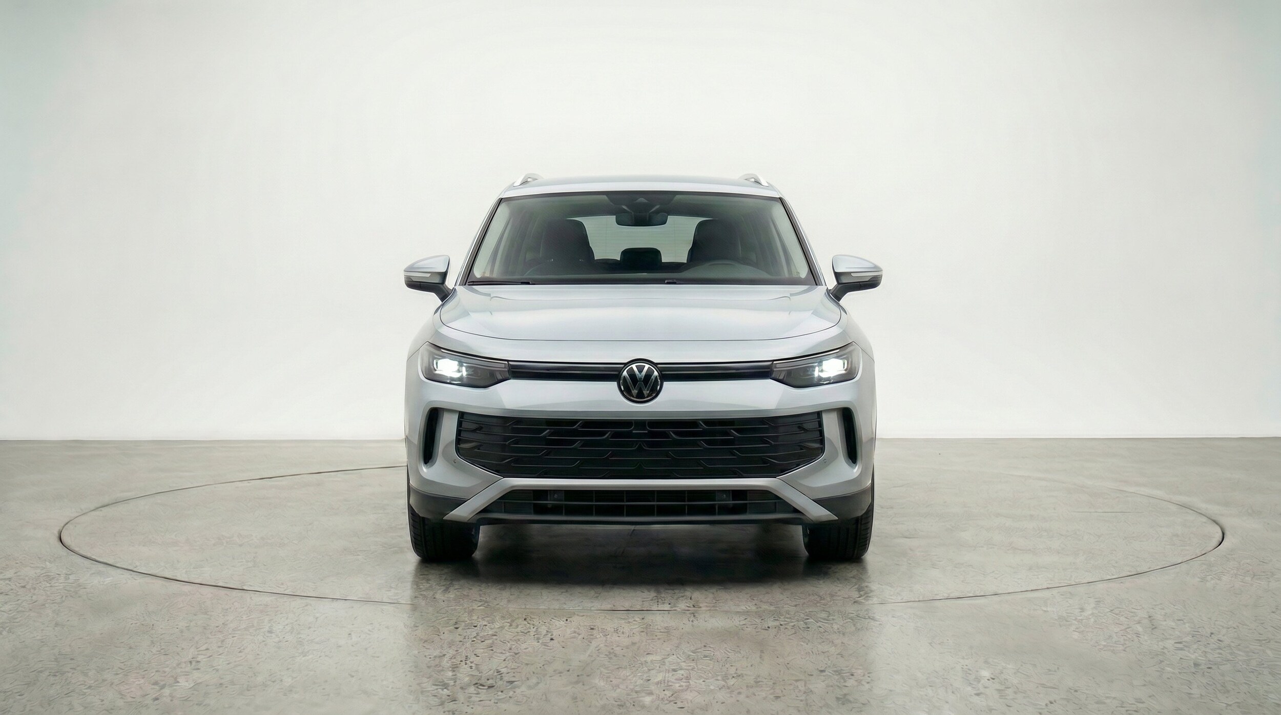 Thumbnail: 2026 Volkswagen Tiguan - 2