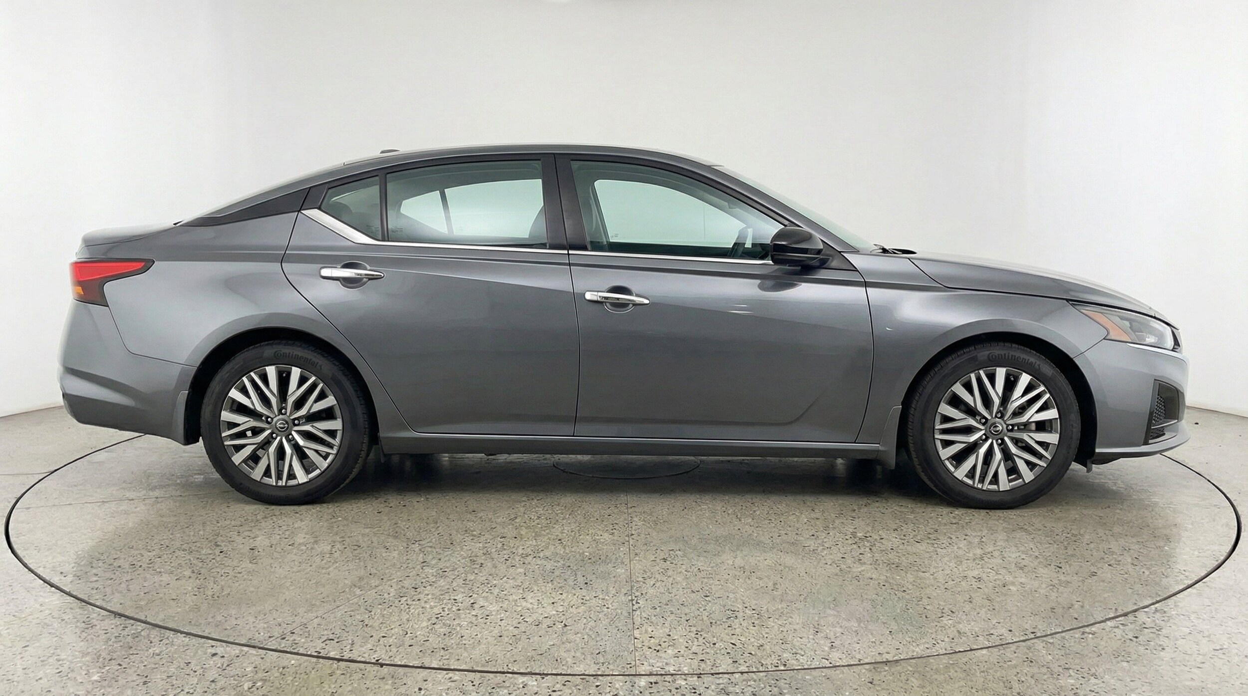Thumbnail: 2025 Nissan Altima - 10