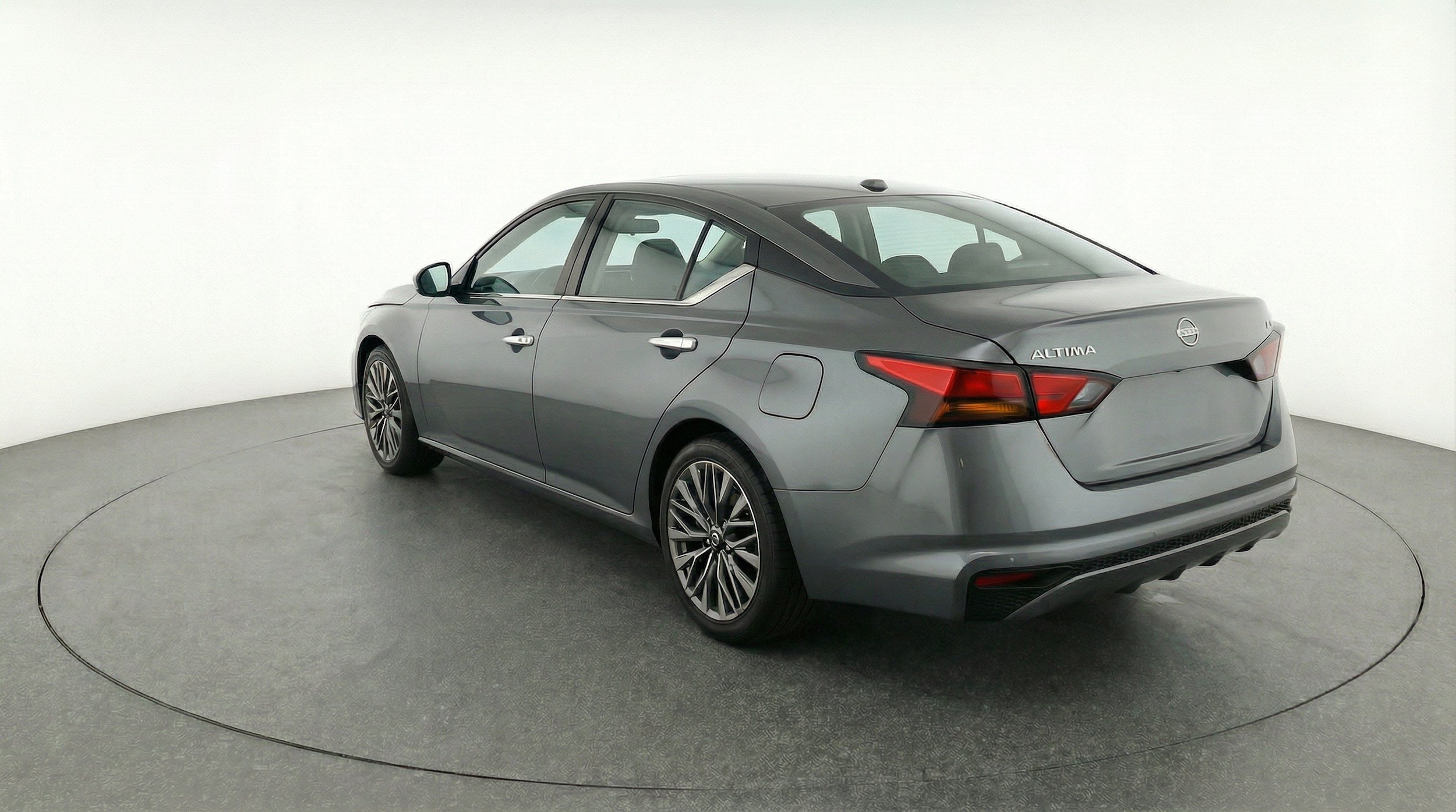 Thumbnail: 2025 Nissan Altima - 6