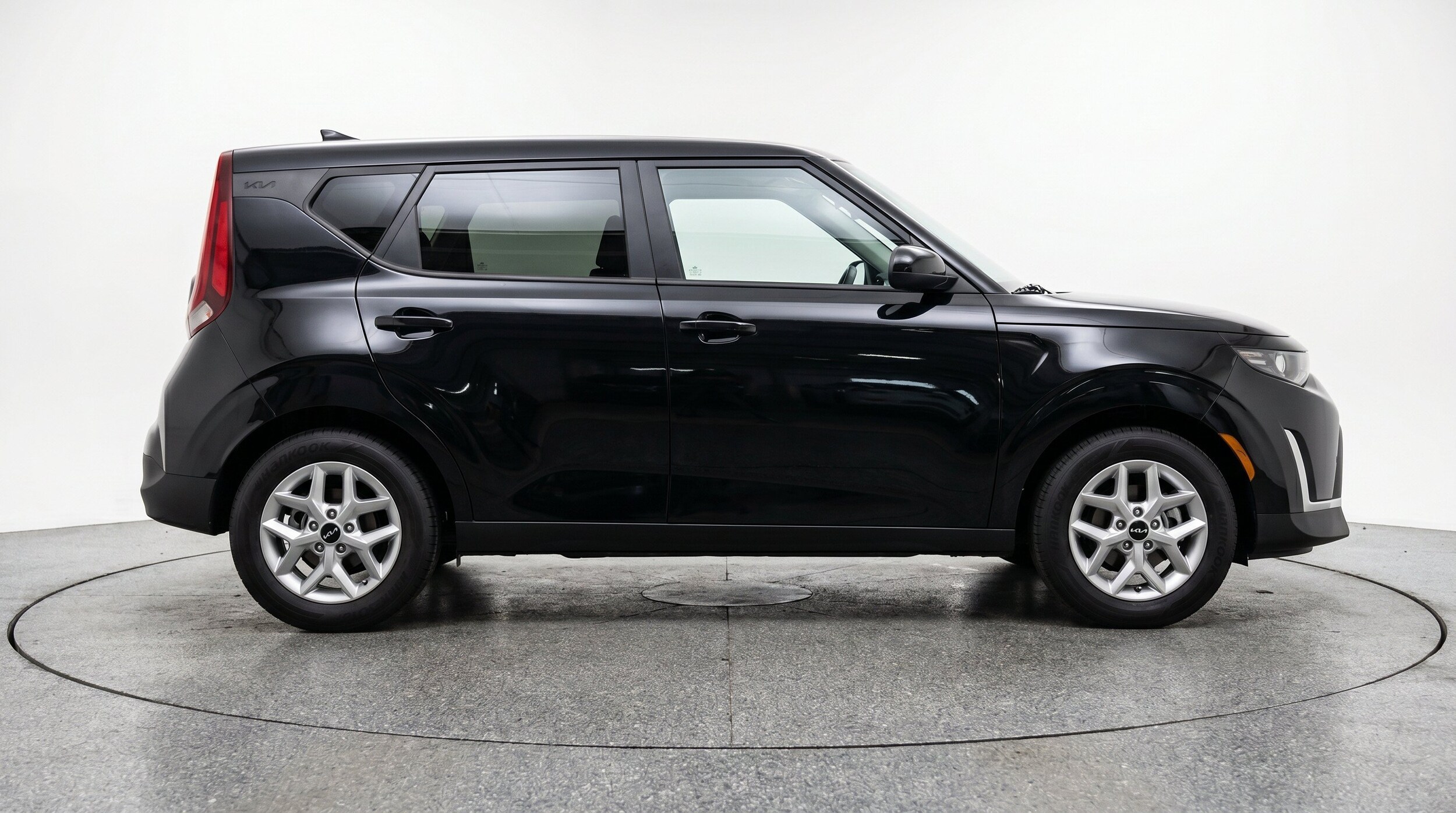 Thumbnail: 2025 Kia Soul - 10