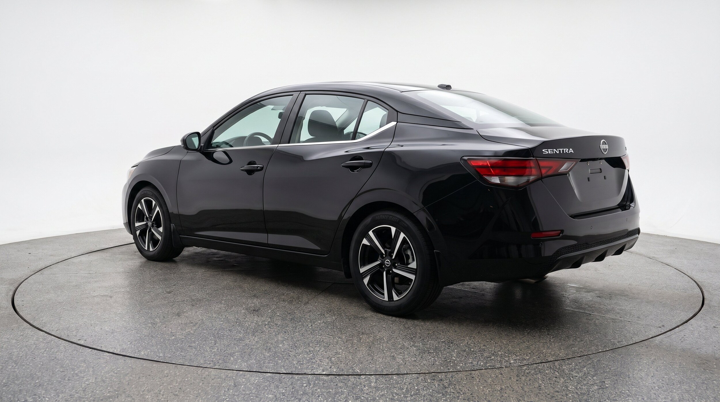 Thumbnail: 2025 Nissan Sentra - 6