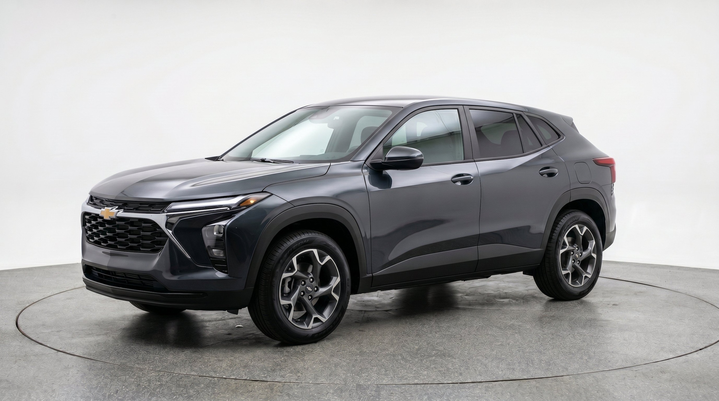 Thumbnail: 2025 Chevrolet Trax - 3