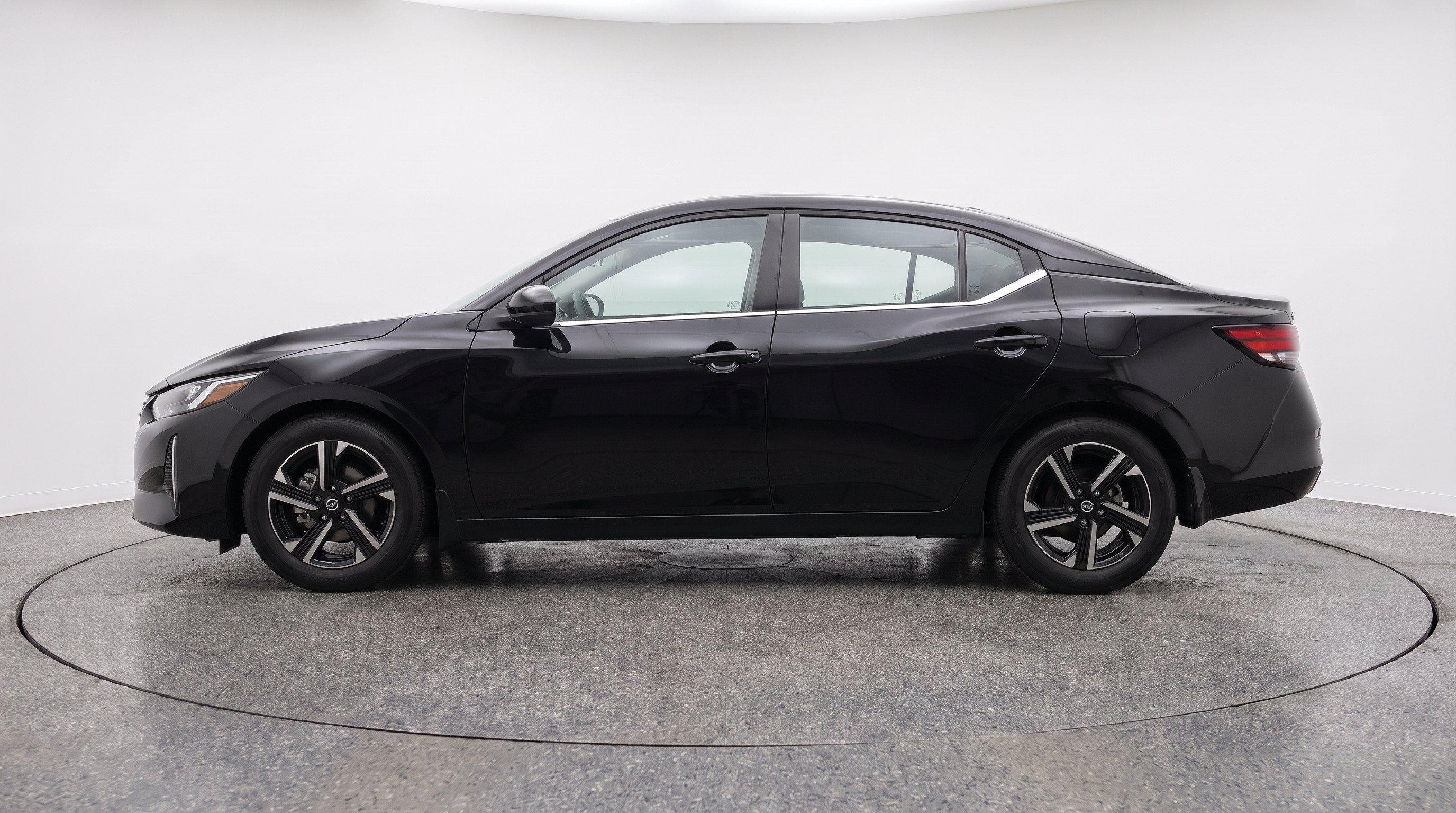 Thumbnail: 2025 Nissan Sentra - 5