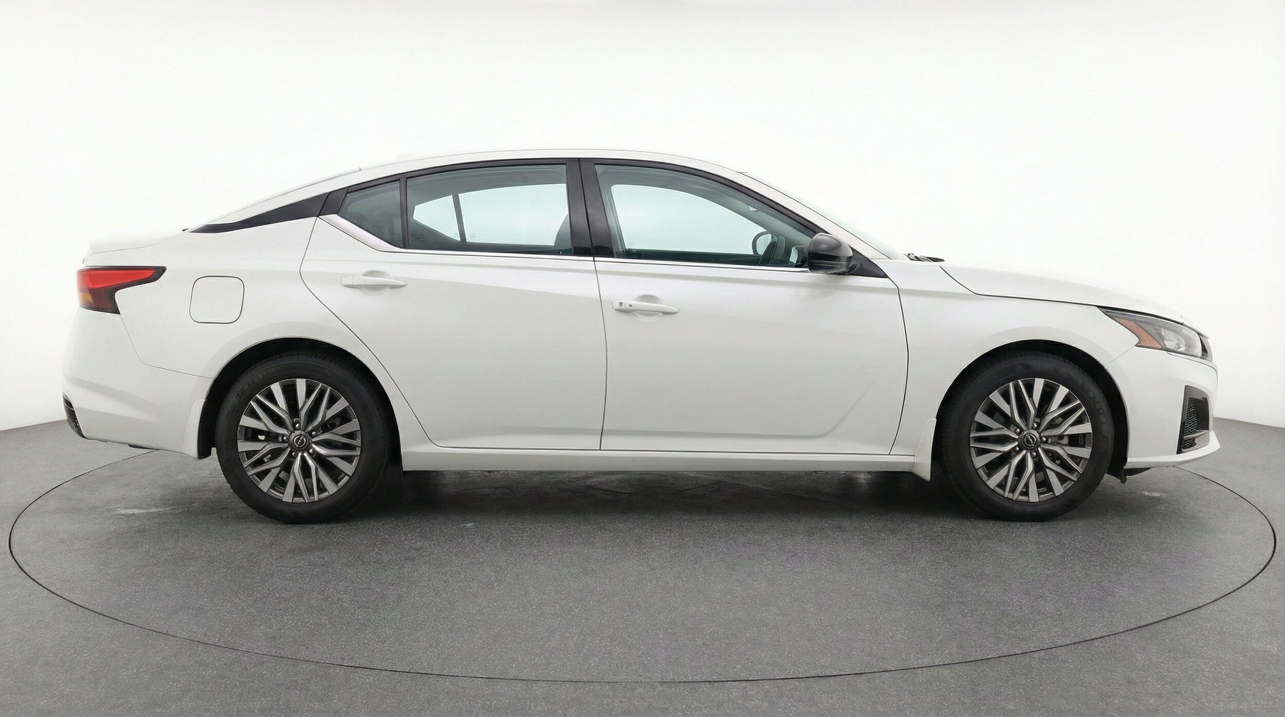 Thumbnail: 2026 Nissan Altima - 10