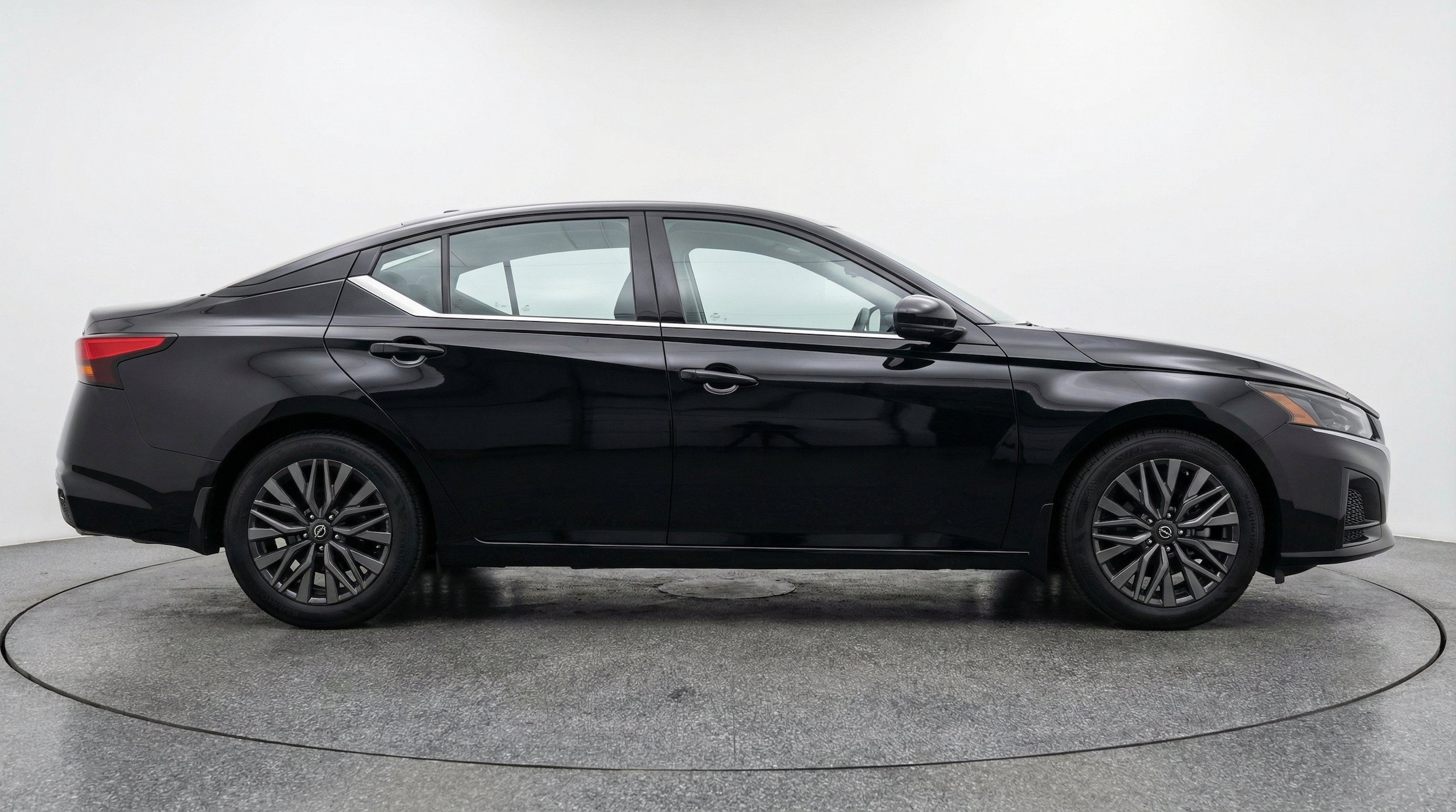 Thumbnail: 2026 Nissan Altima - 10