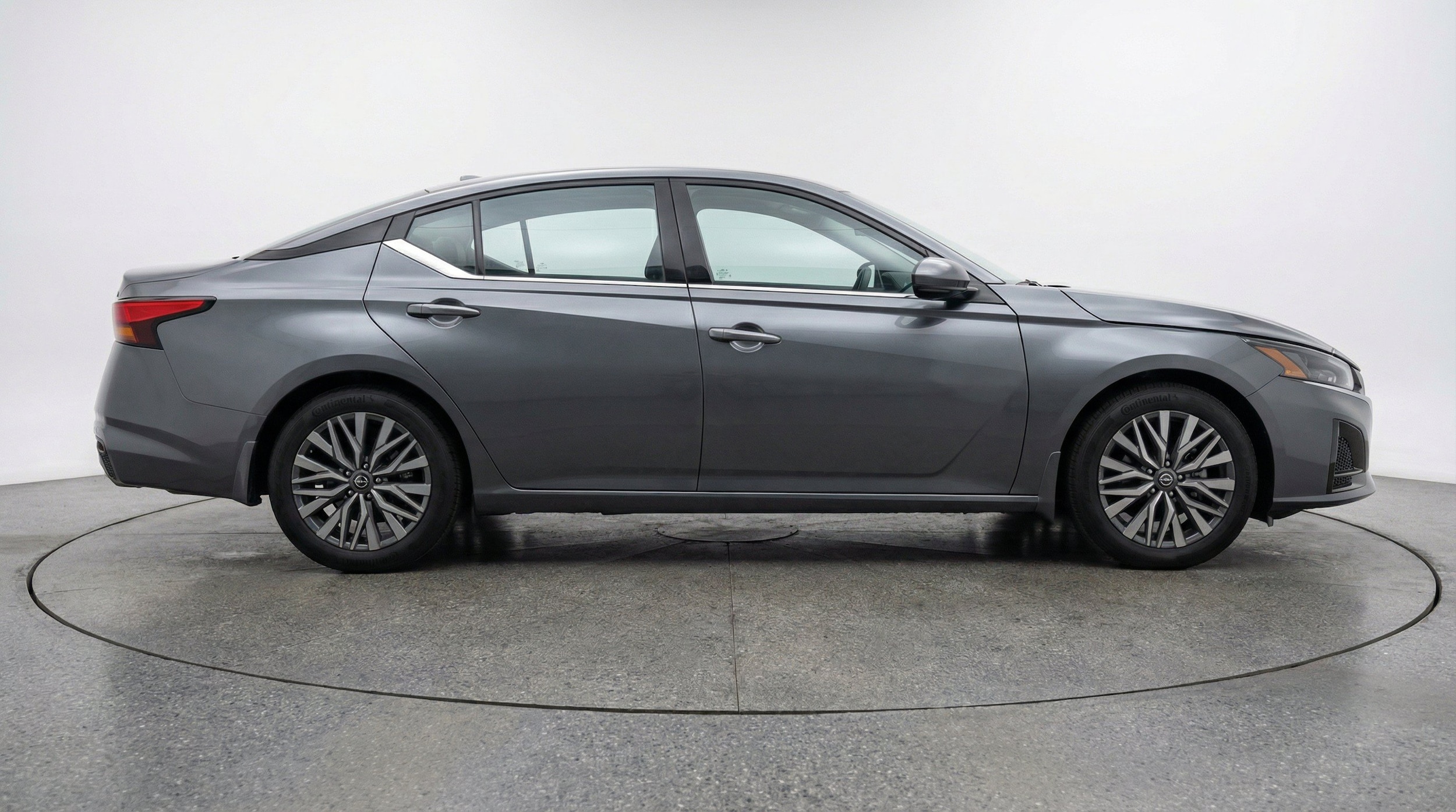 Thumbnail: 2025 Nissan Altima - 10