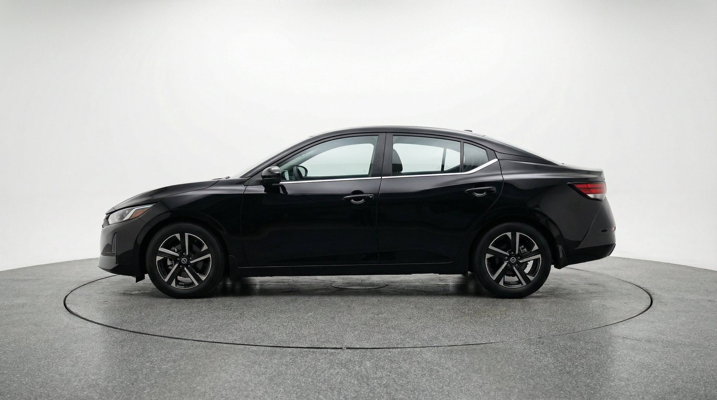 Thumbnail: 2025 Nissan Sentra - 5
