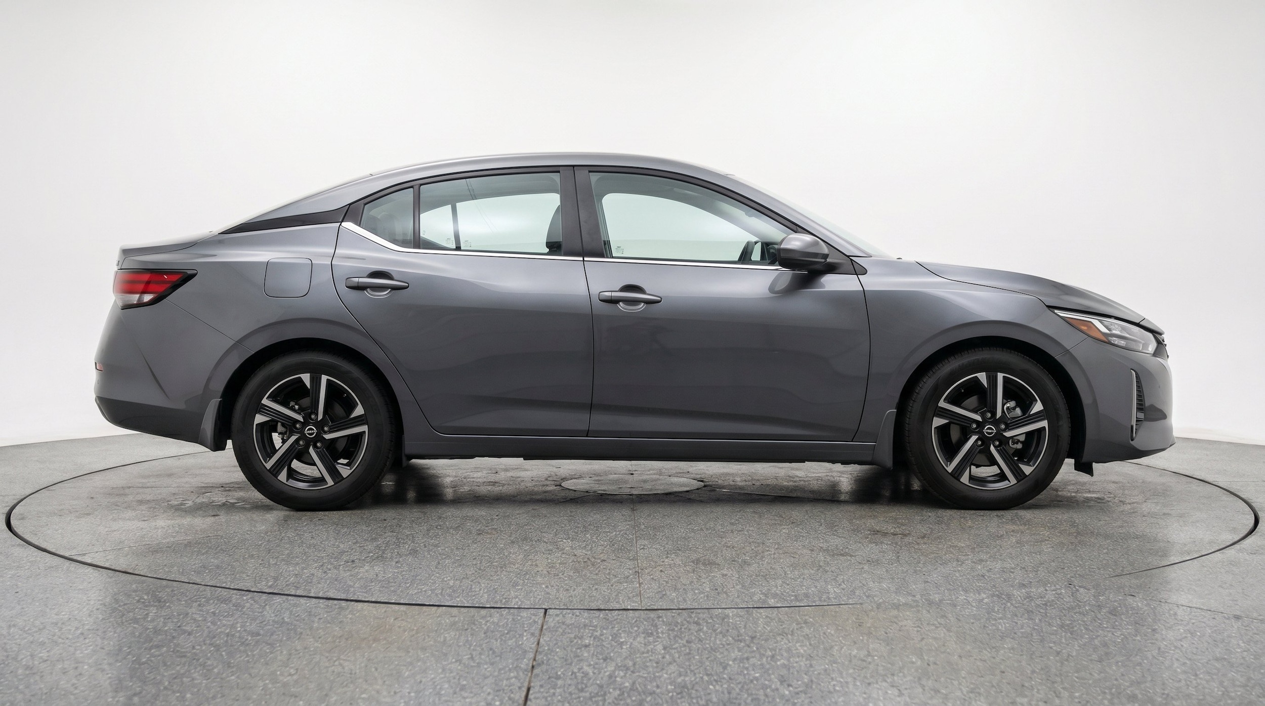 Thumbnail: 2025 Nissan Sentra - 10