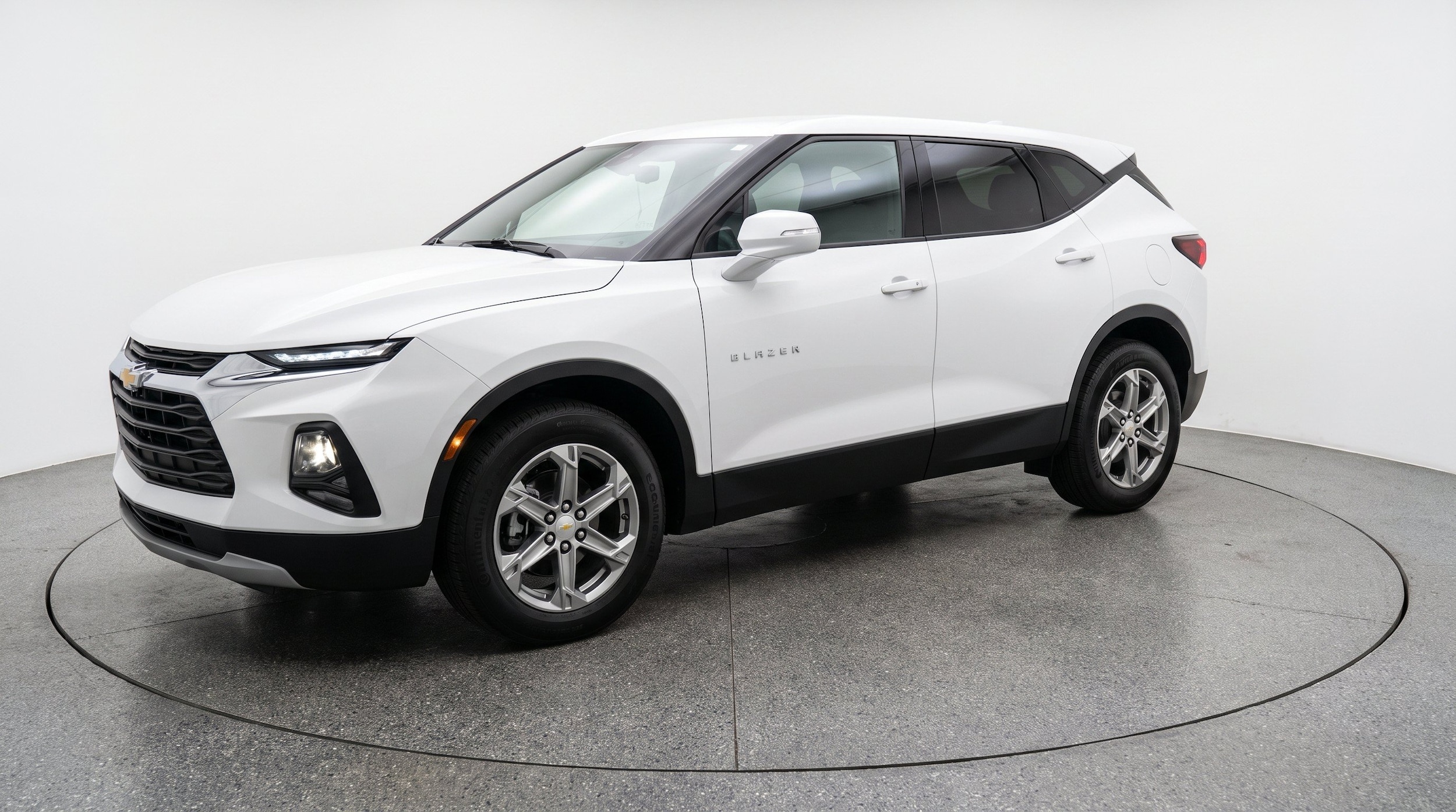 Thumbnail: 2026 Chevrolet Blazer - 3