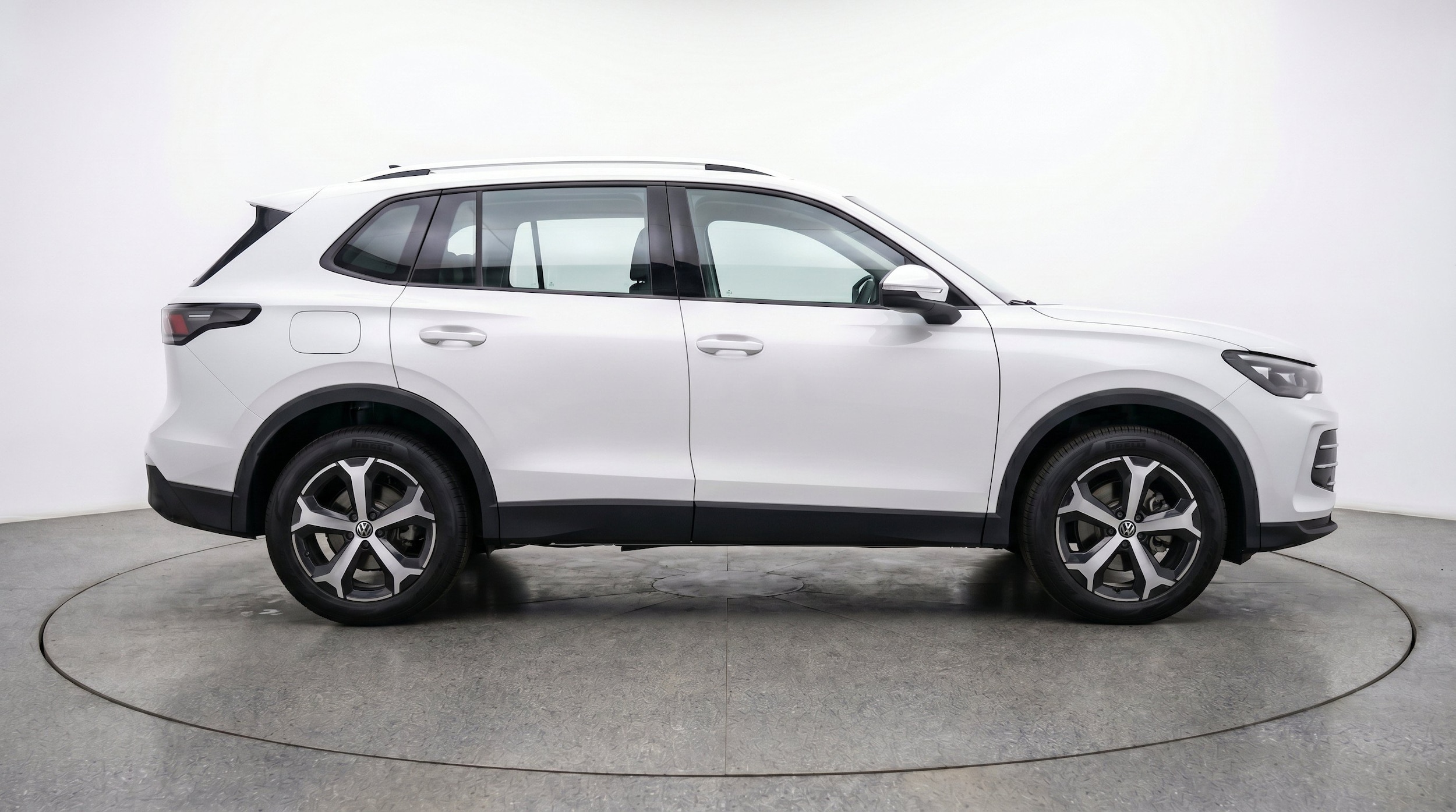 Thumbnail: 2026 Volkswagen Tiguan - 10