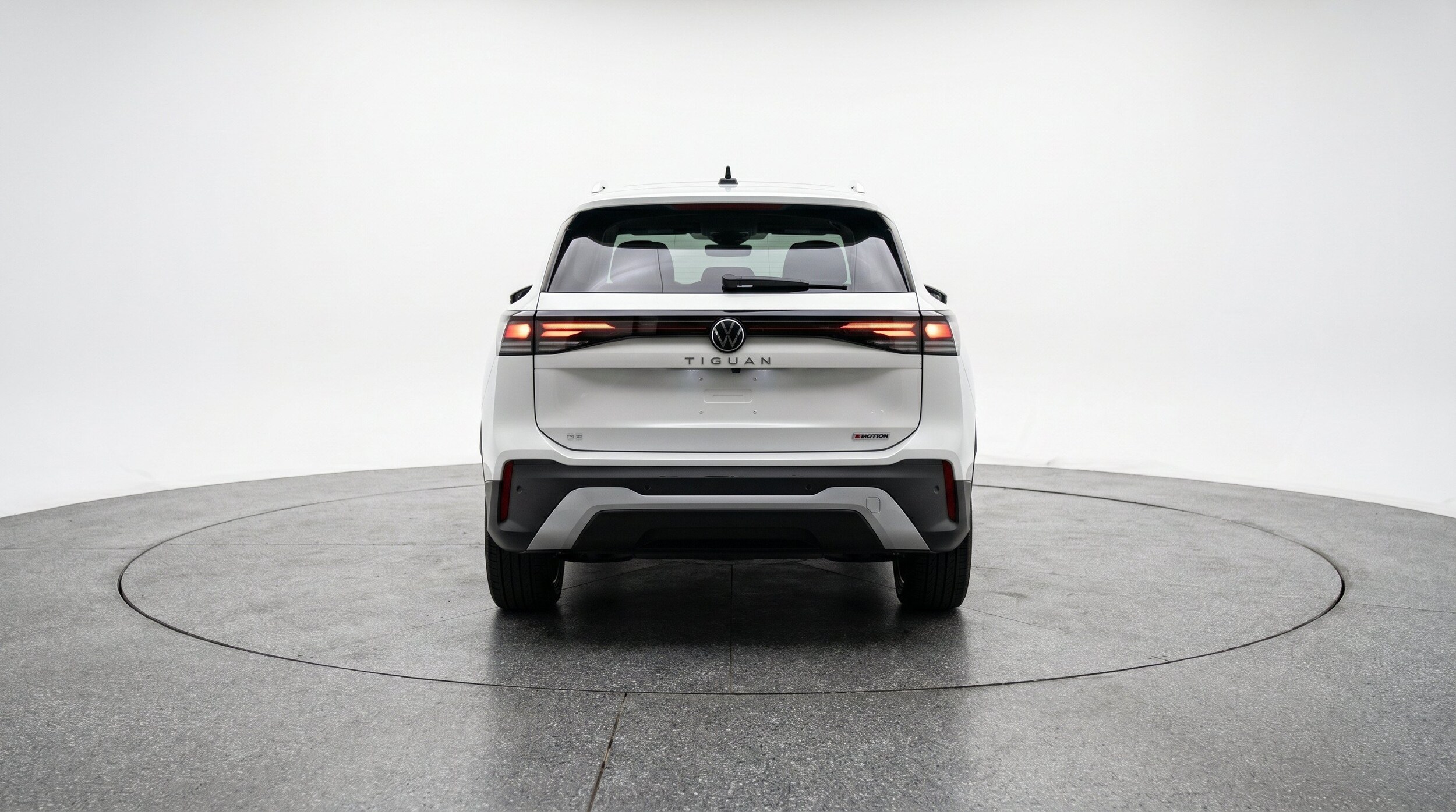Thumbnail: 2026 Volkswagen Tiguan - 7