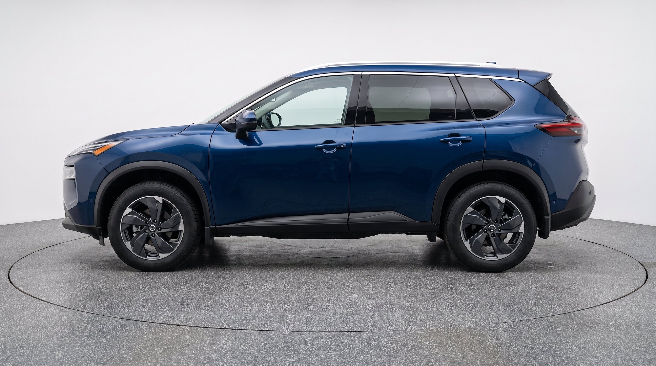 Thumbnail: 2025 Nissan Rogue - 5