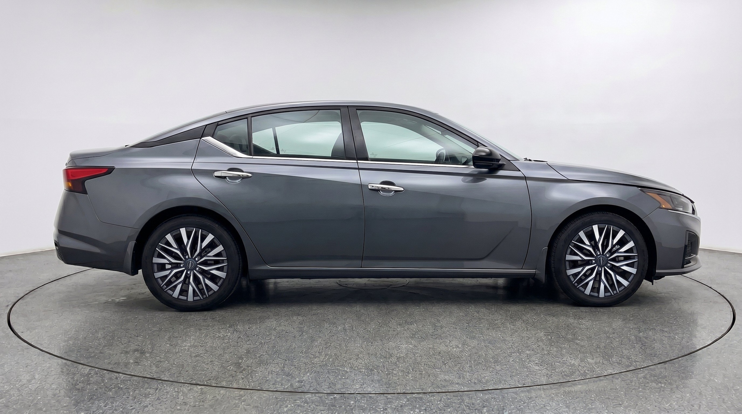 Thumbnail: 2025 Nissan Altima - 10