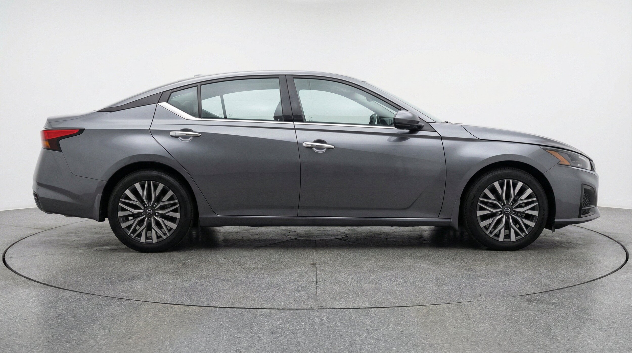 Thumbnail: 2025 Nissan Altima - 10