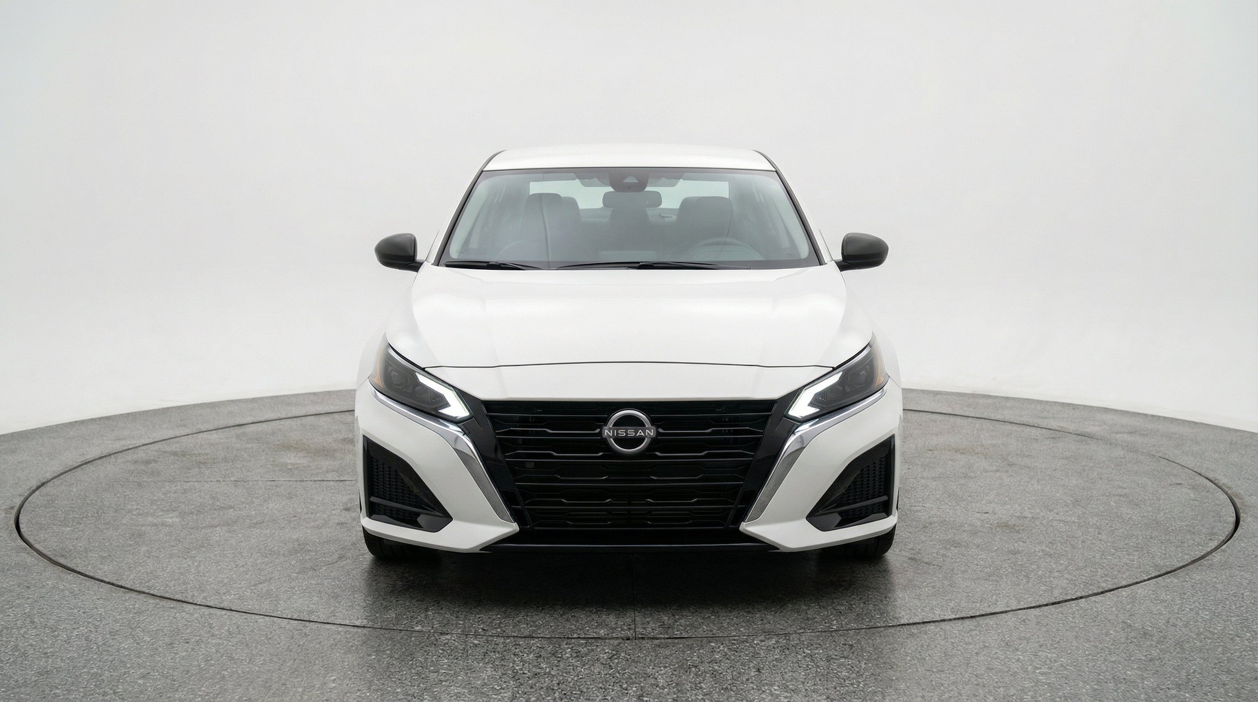 Thumbnail: 2025 Nissan Altima - 2