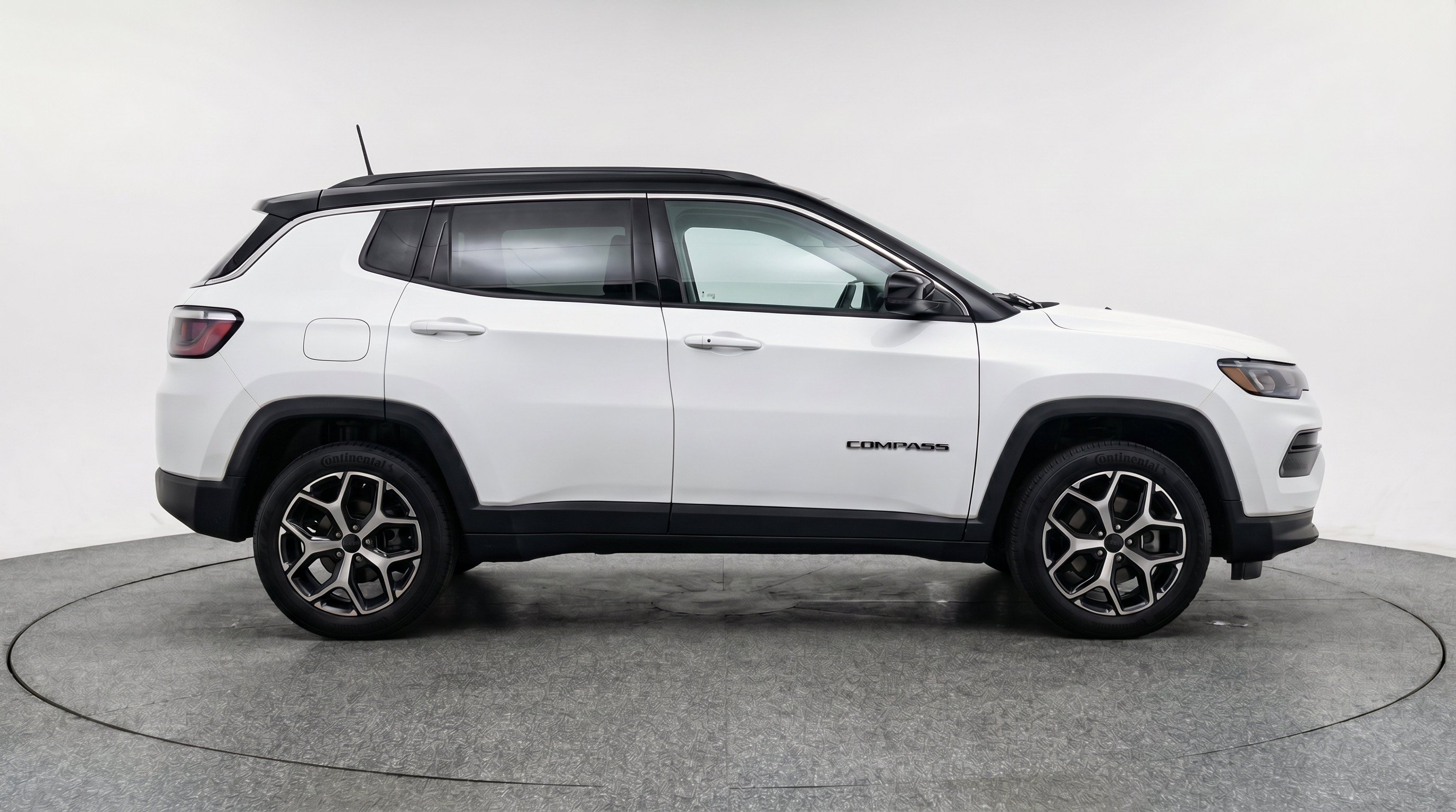 Thumbnail: 2025 Jeep Compass - 10