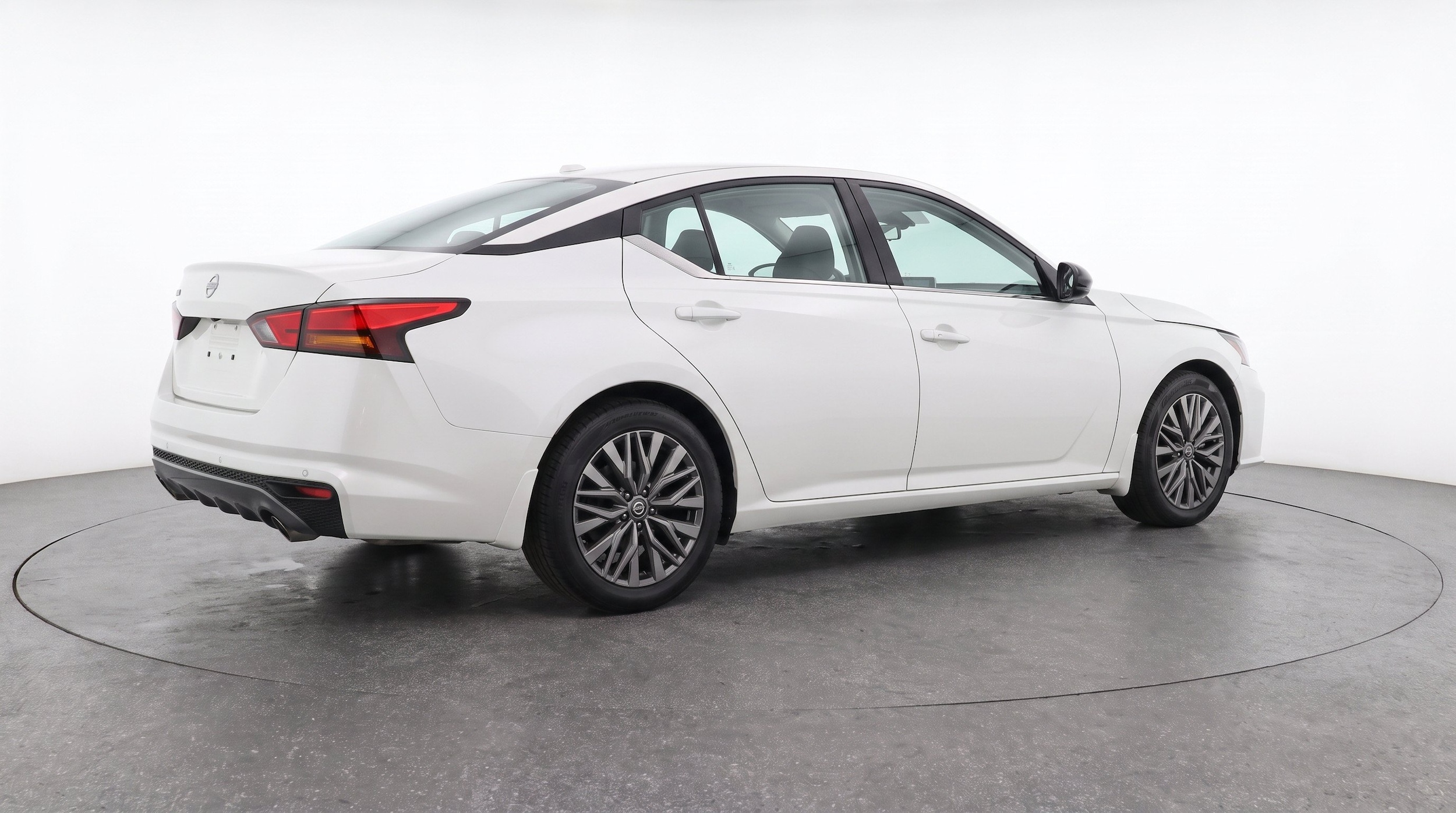 Thumbnail: 2025 Nissan Altima - 9