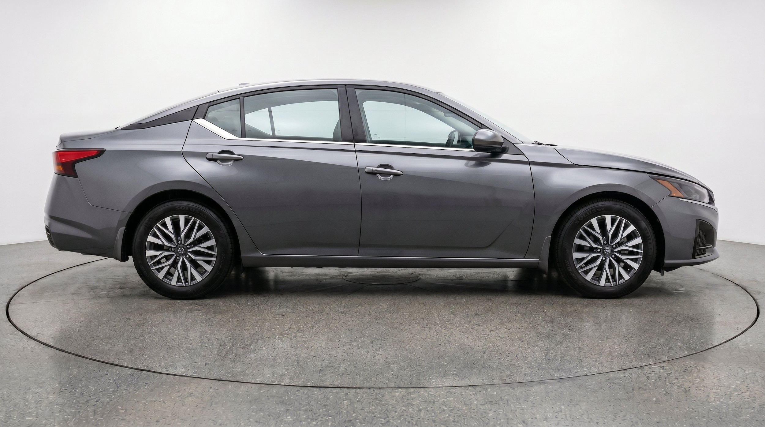 Thumbnail: 2025 Nissan Altima - 10