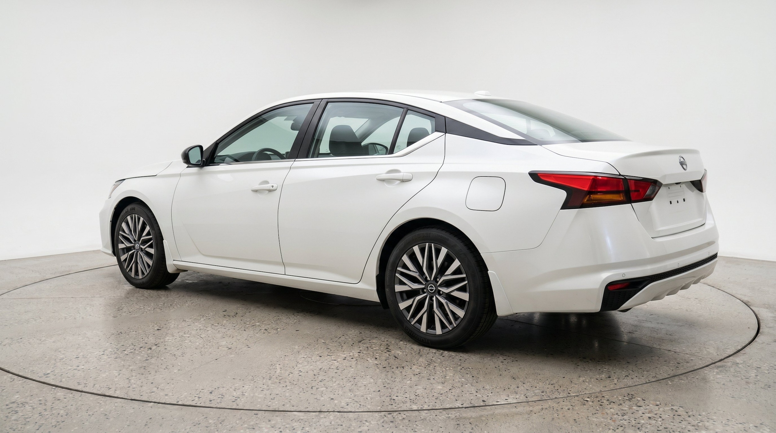 Thumbnail: 2025 Nissan Altima - 6
