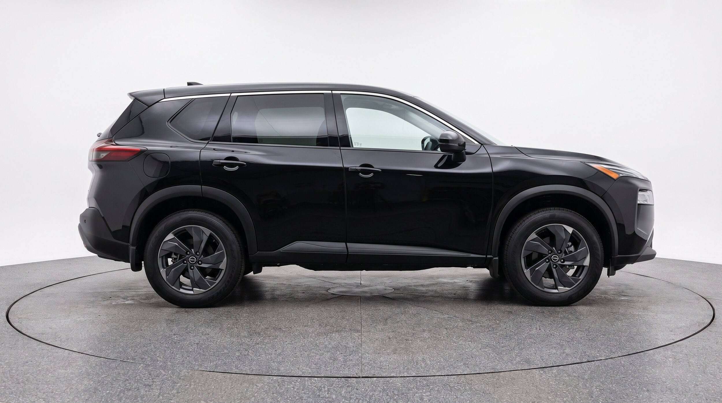 Thumbnail: 2025 Nissan Rogue - 10