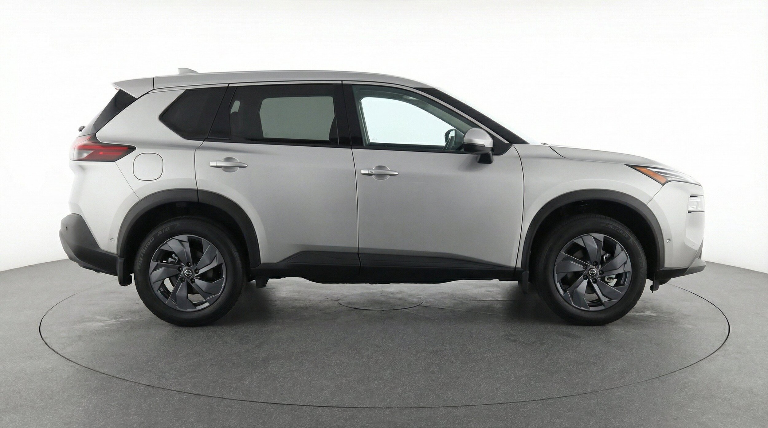 Thumbnail: 2025 Nissan Rogue - 10
