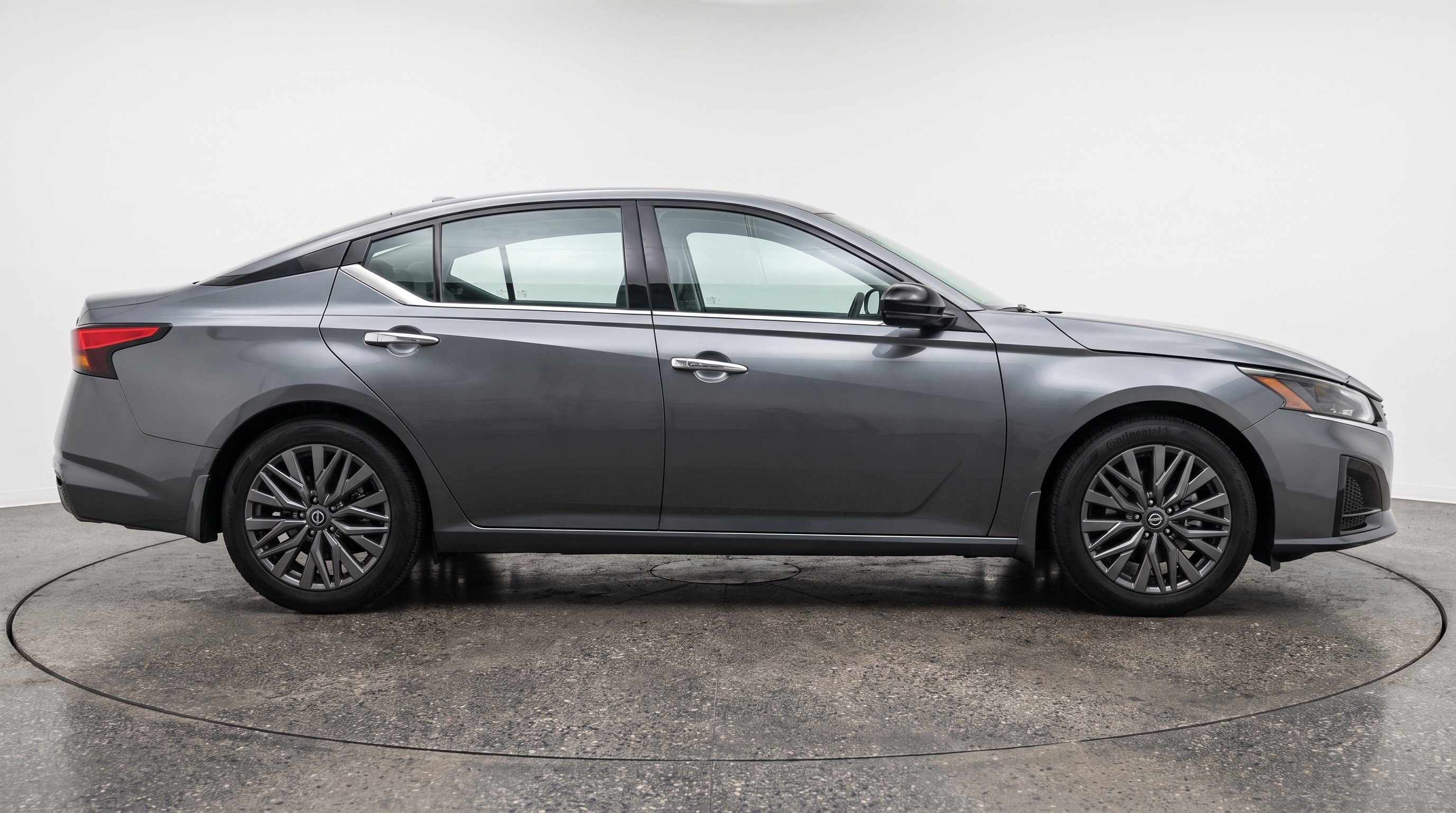Thumbnail: 2025 Nissan Altima - 10