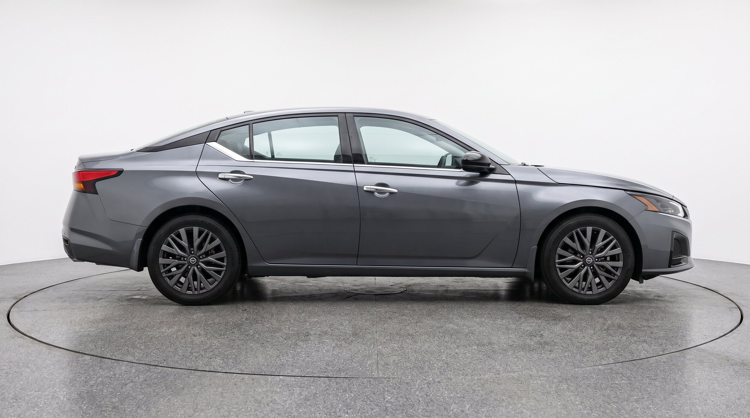 Thumbnail: 2025 Nissan Altima - 10