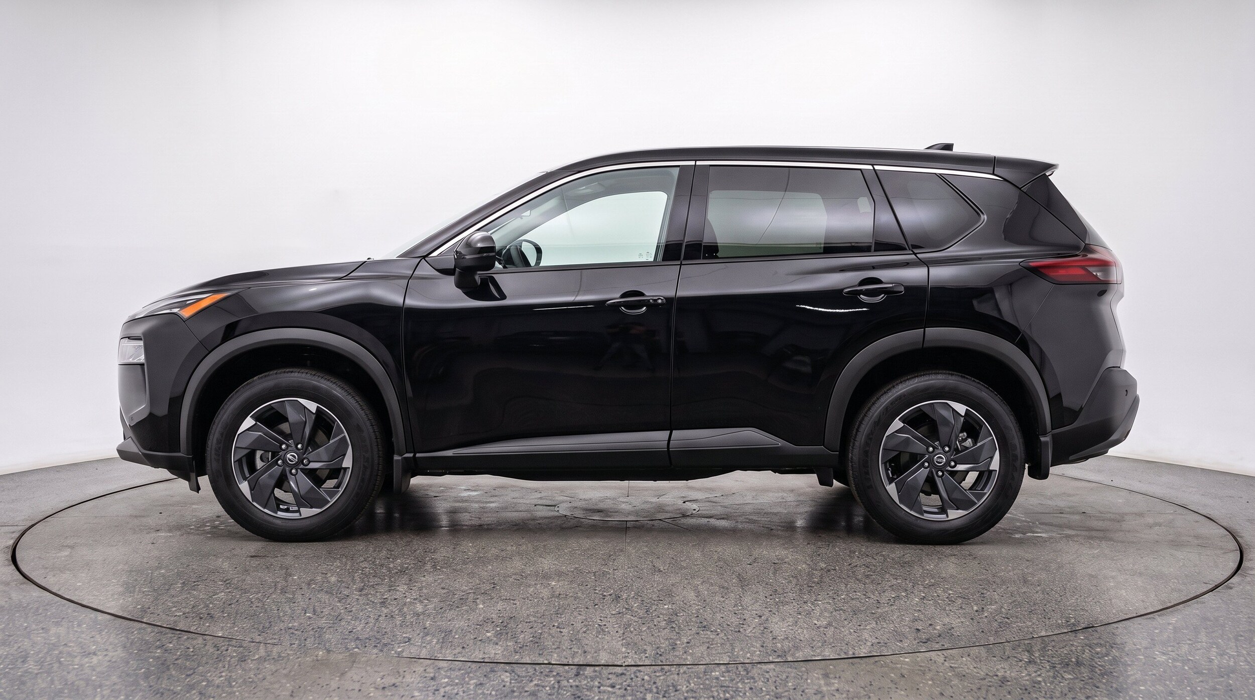 Thumbnail: 2025 Nissan Rogue - 5