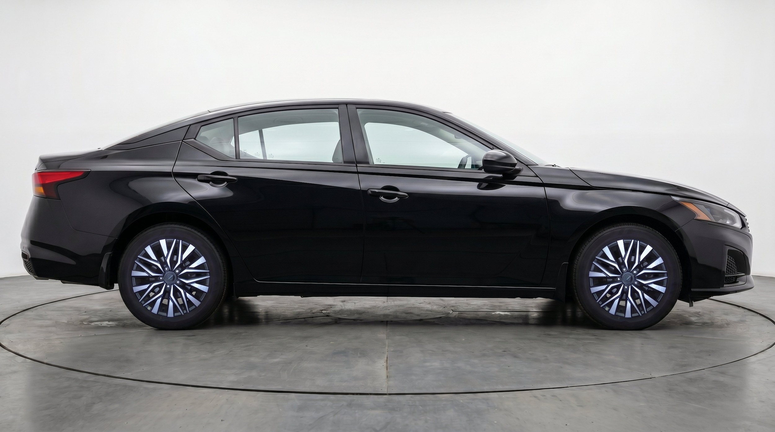 Thumbnail: 2026 Nissan Altima - 10