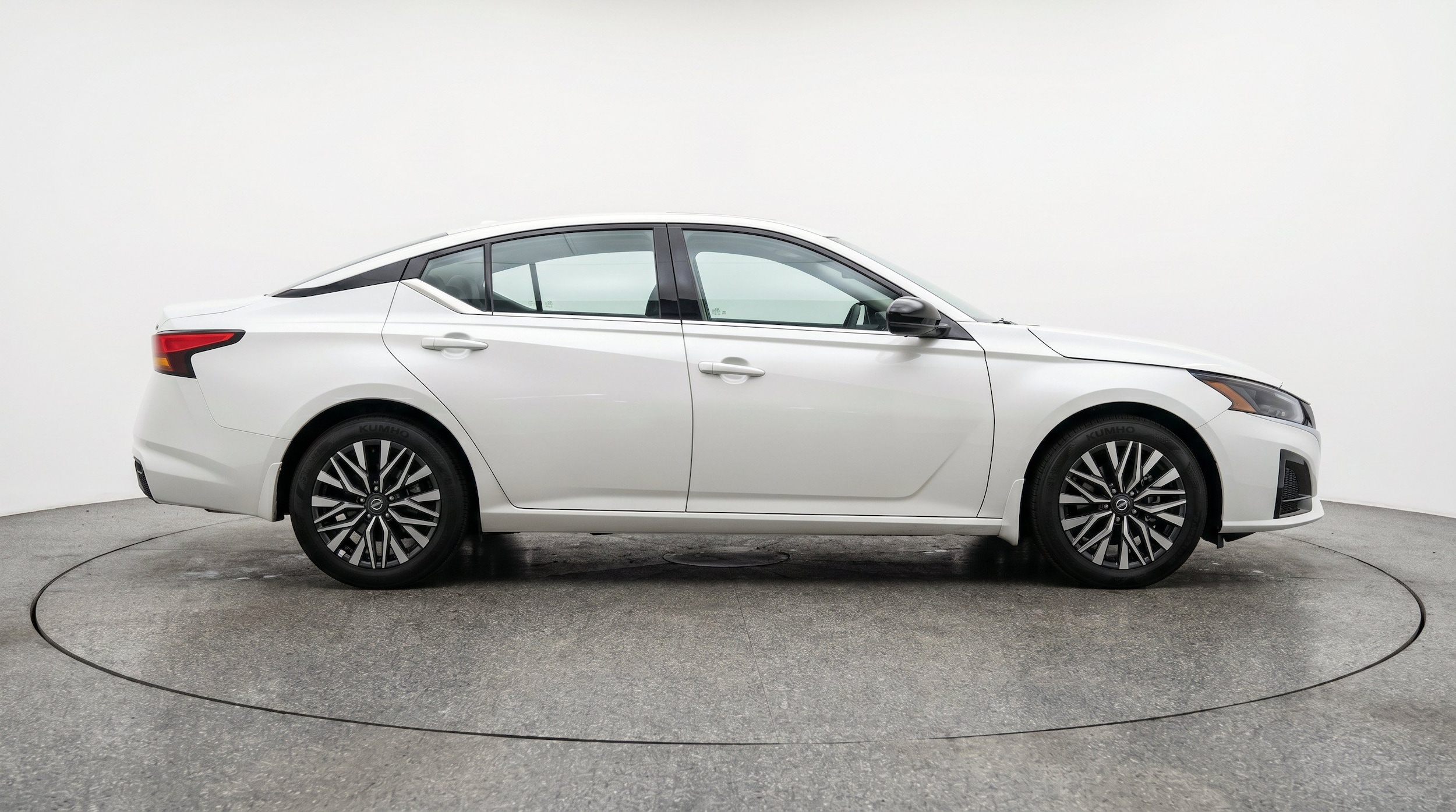 Thumbnail: 2026 Nissan Altima - 10
